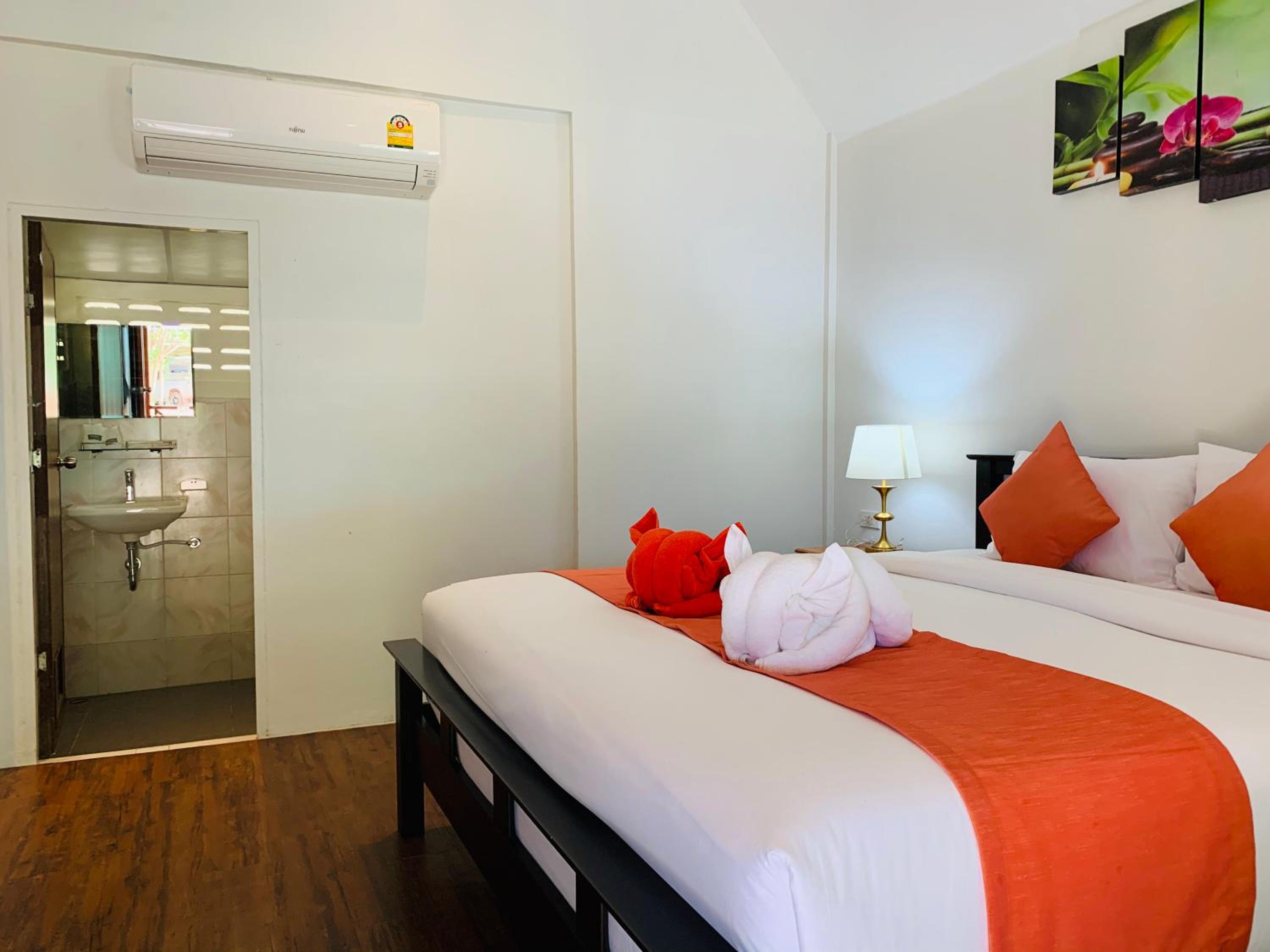 Standard Double Room - Photo 3
