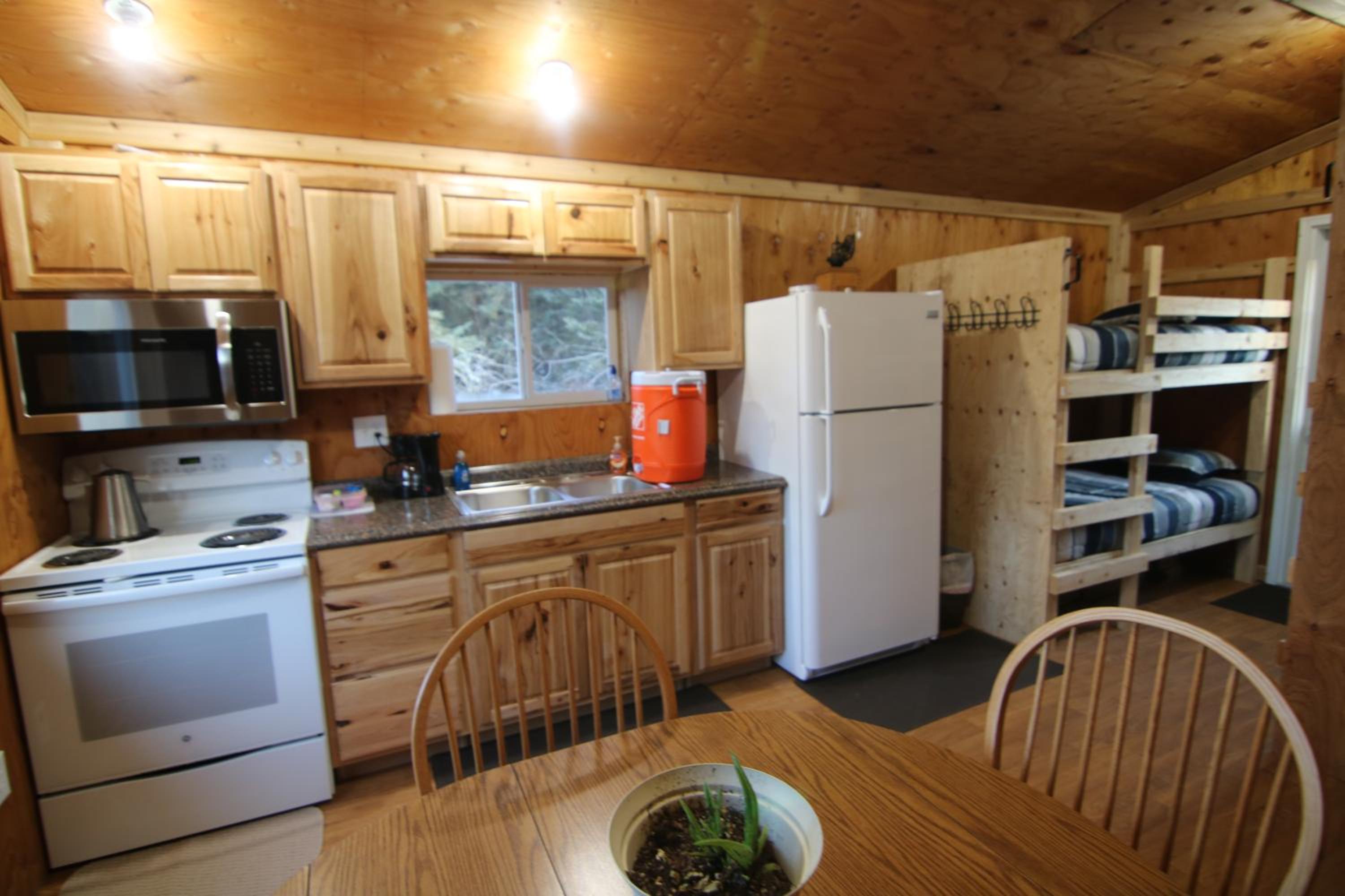 One-Bedroom House - Photo 3