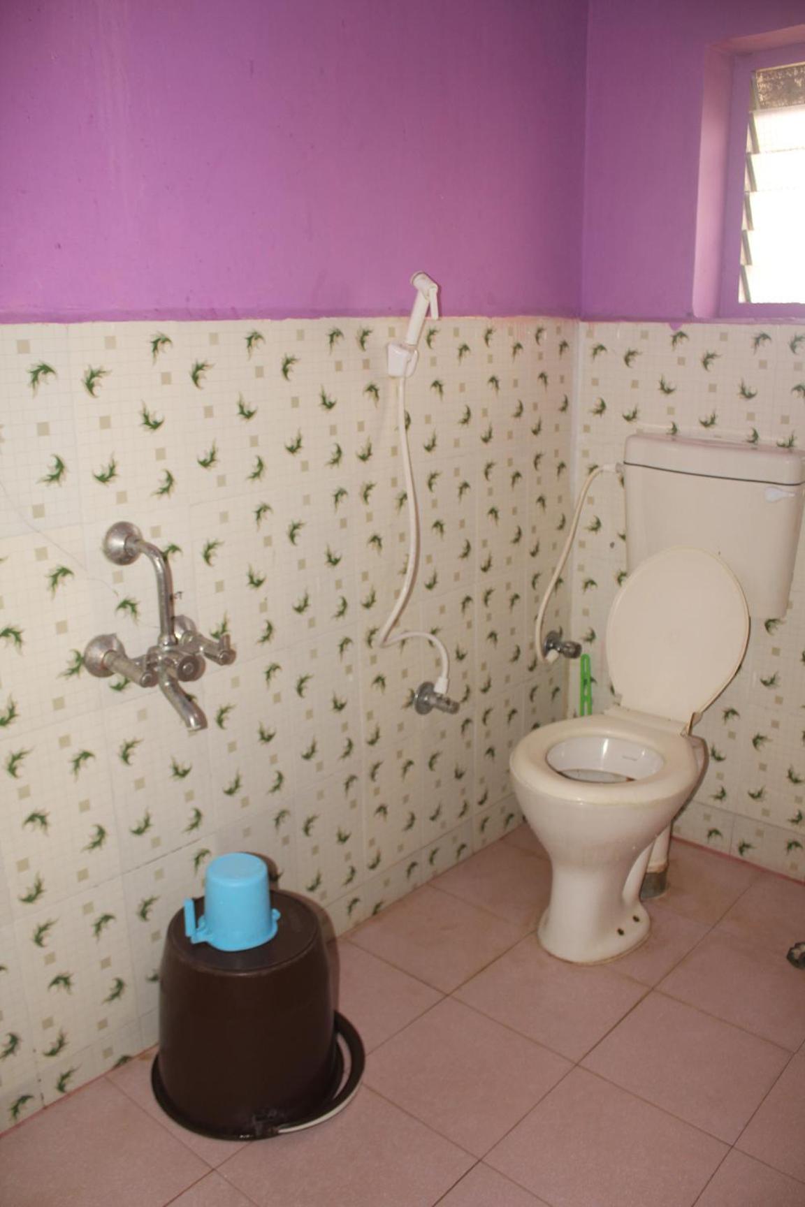 Budget Double Room photo 3