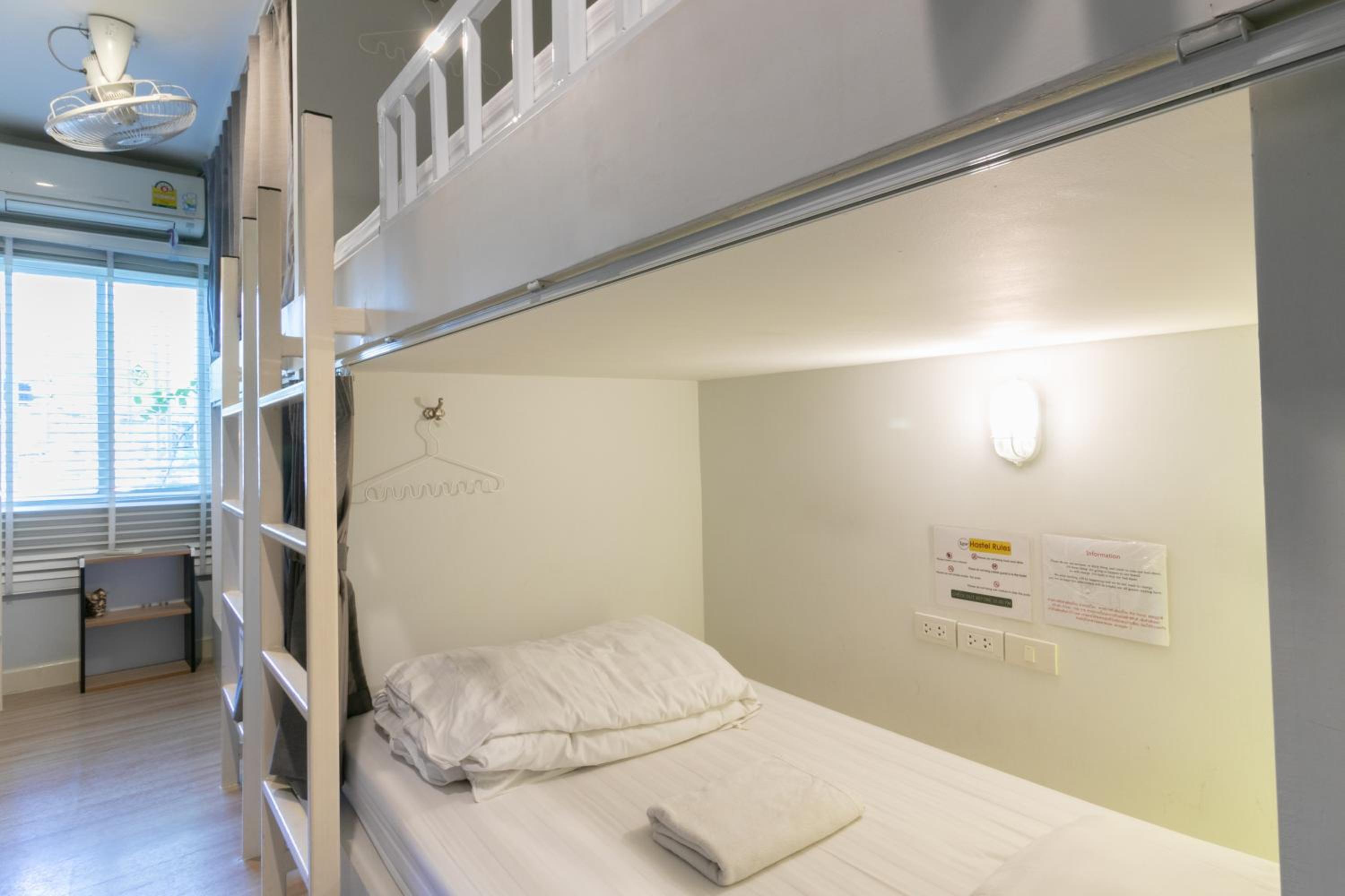 6-Bed Dormitory Room photo 2