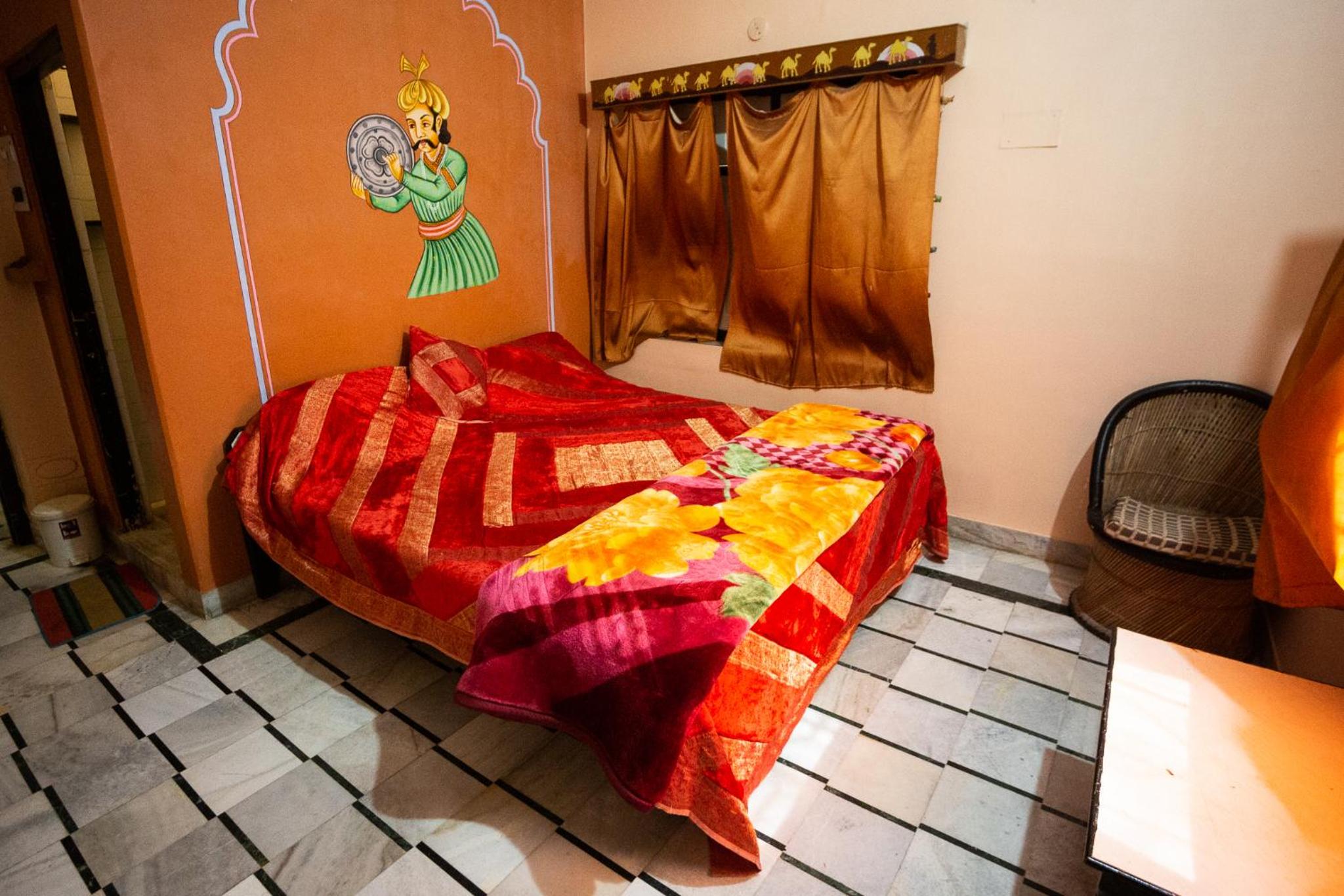 Standard Double Room with Fan photo 3