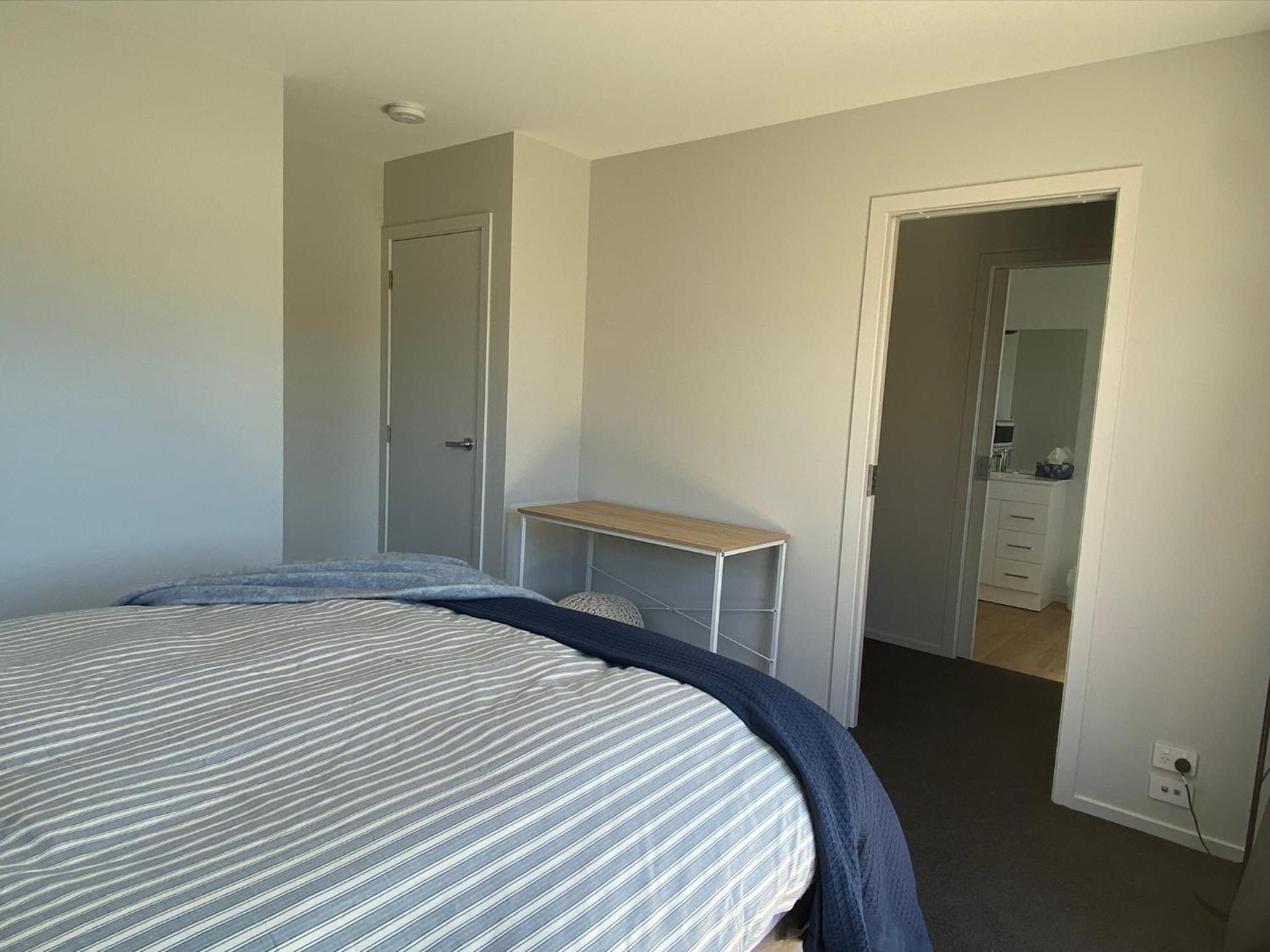 Deluxe Double Room with Shower photo 1