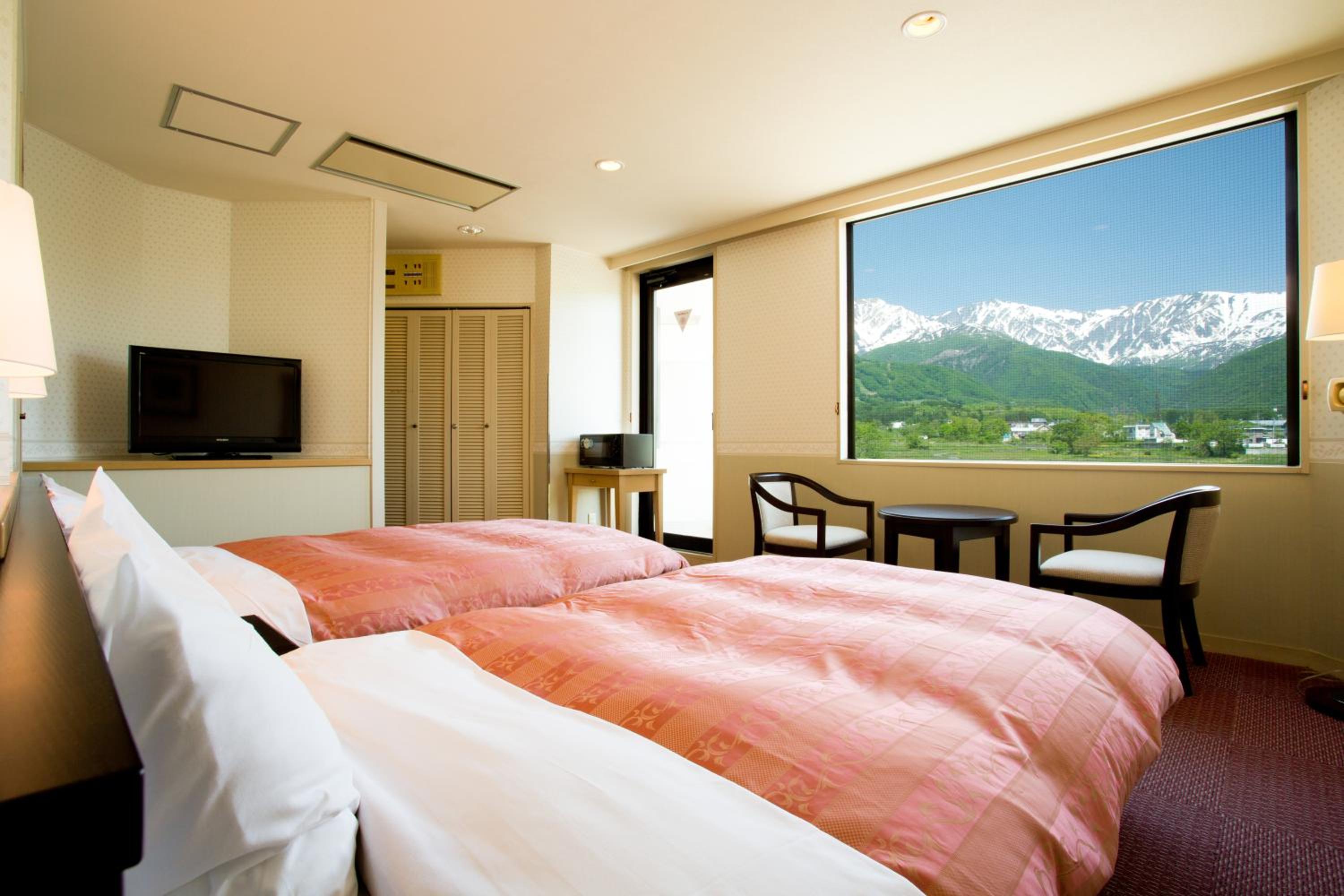 Twin Room - Photo 3