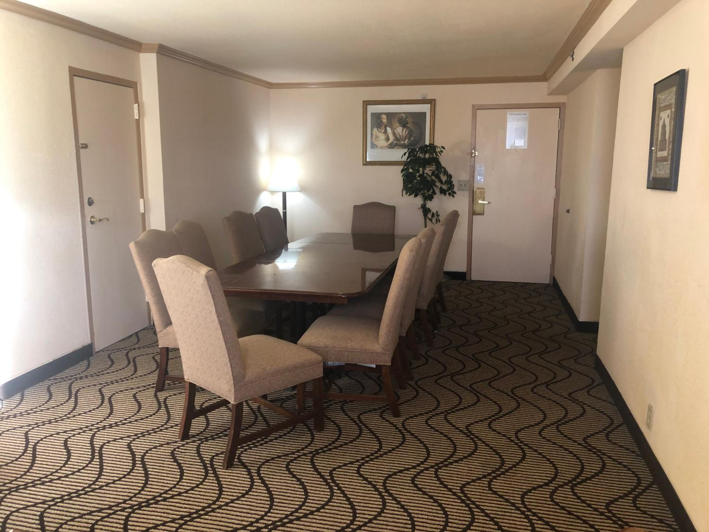 King Studio Suite- Non-Smoking - Photo 2