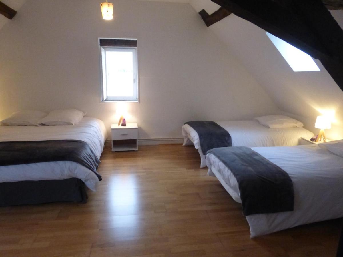 Two-Bedroom House photo 3