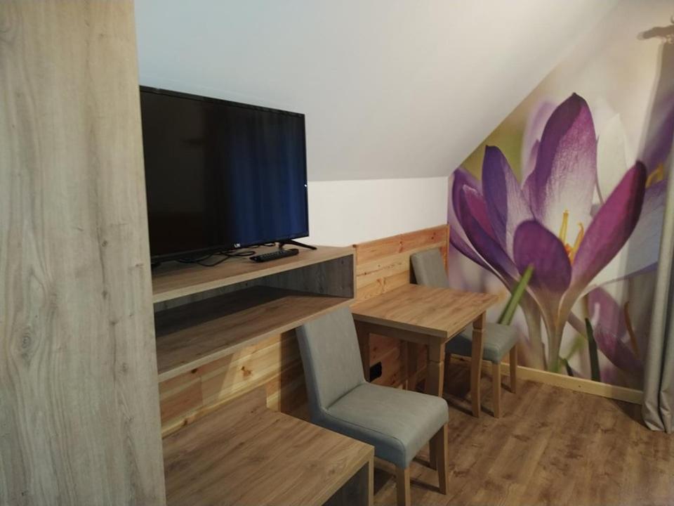 Three-Bedroom Chalet - Photo 7