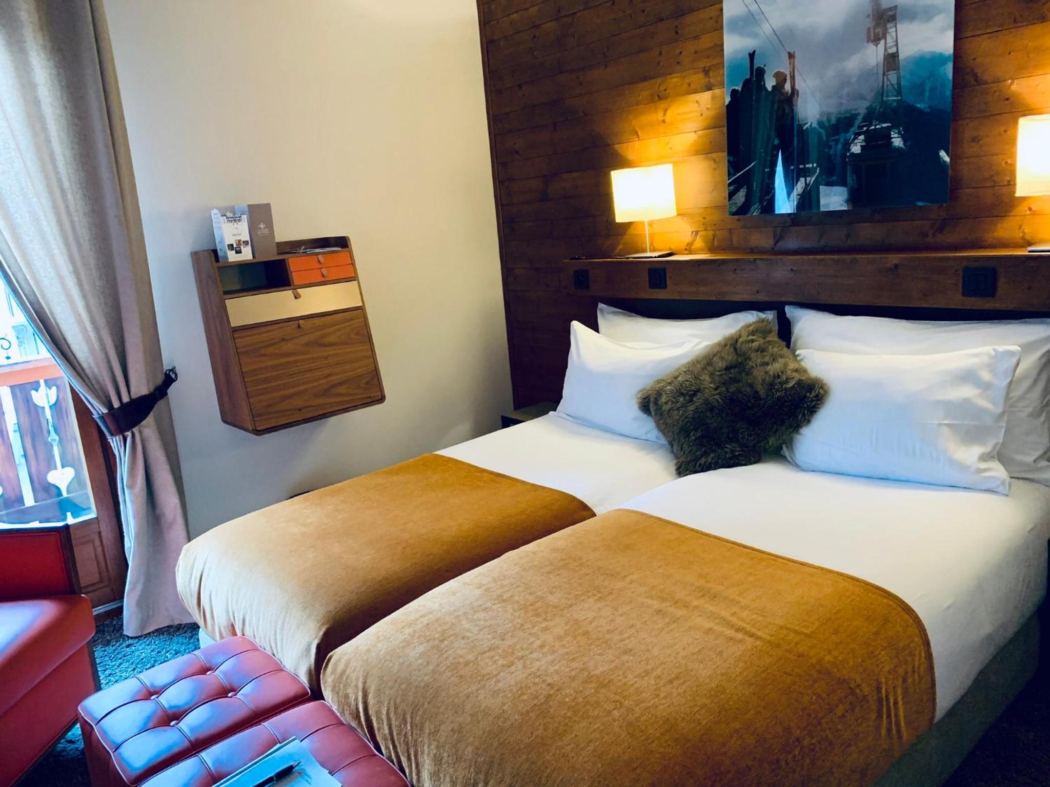 Standard Double or Twin Room - Photo 7