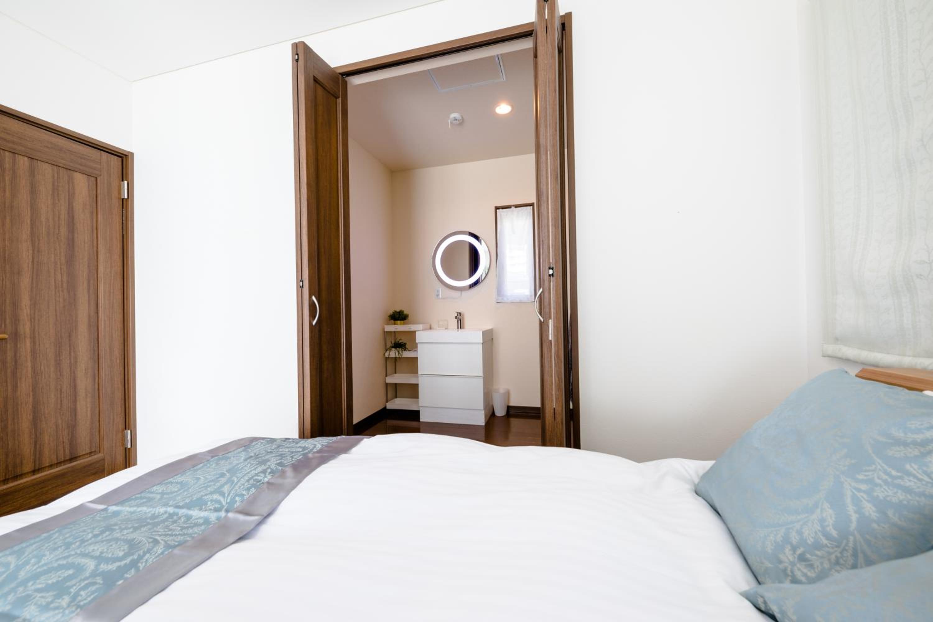 Three-Bedroom Villa - Photo 24