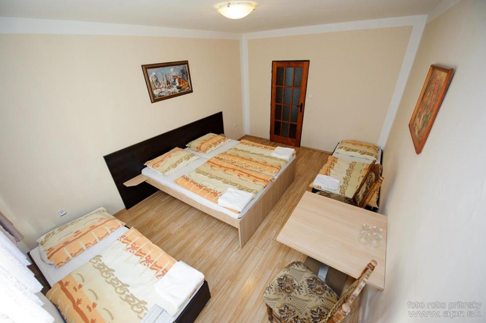 Double Room - Photo 2