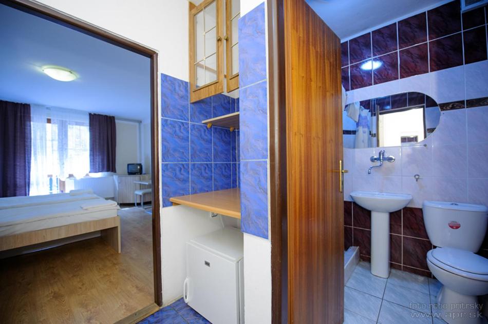 Double Room - Photo 1