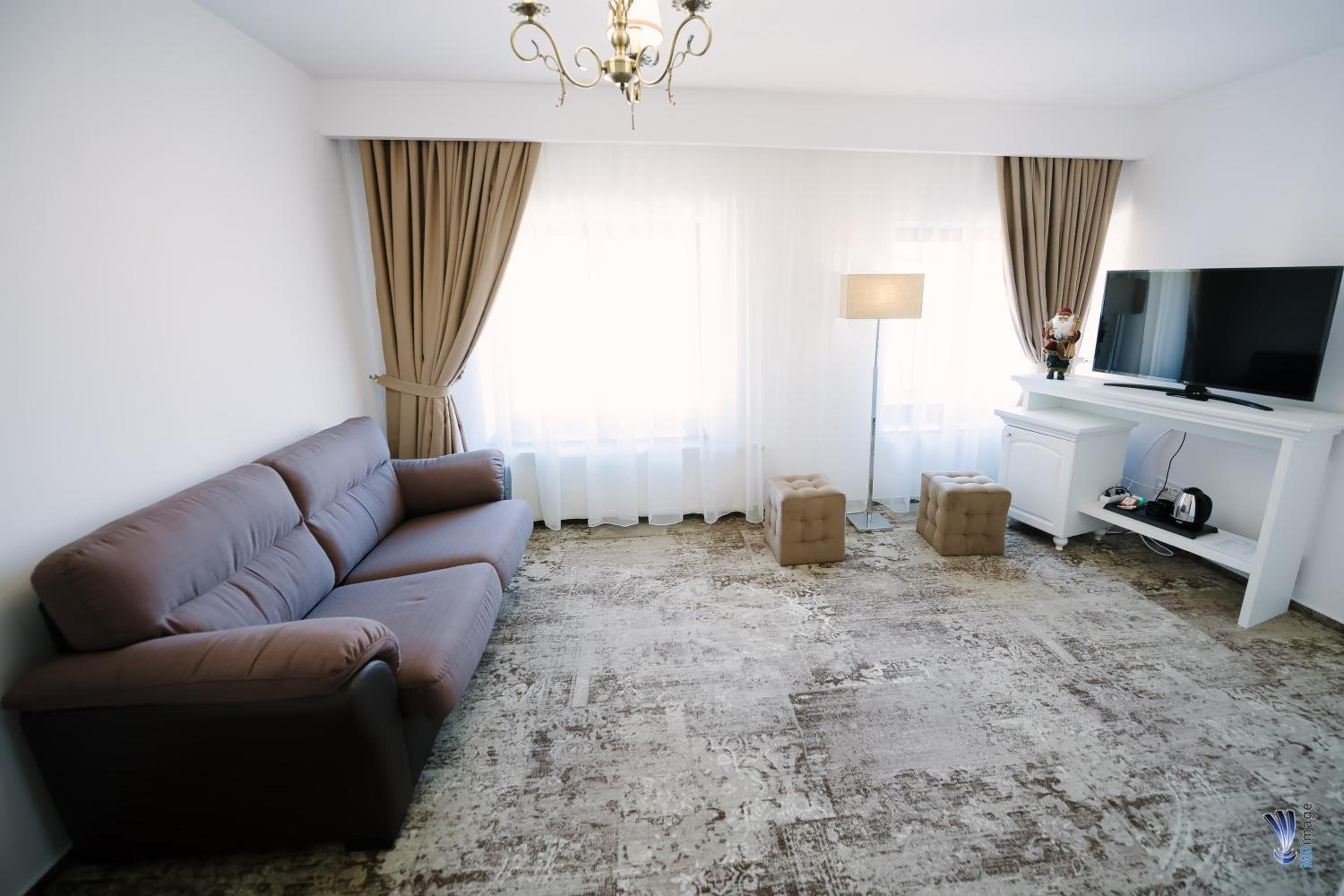 One-Bedroom Apartment - Photo 5