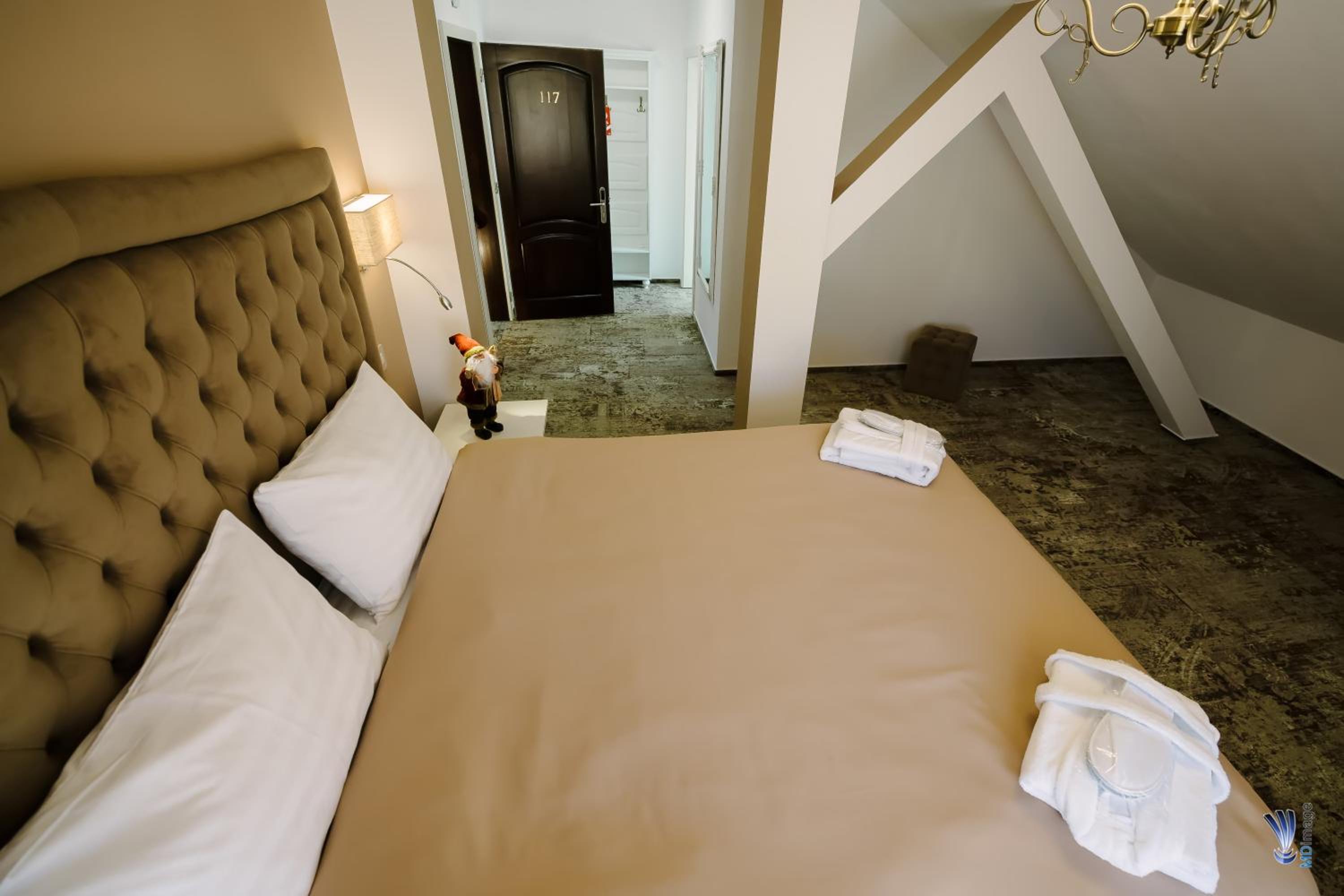 Superior Double Room - Photo 2