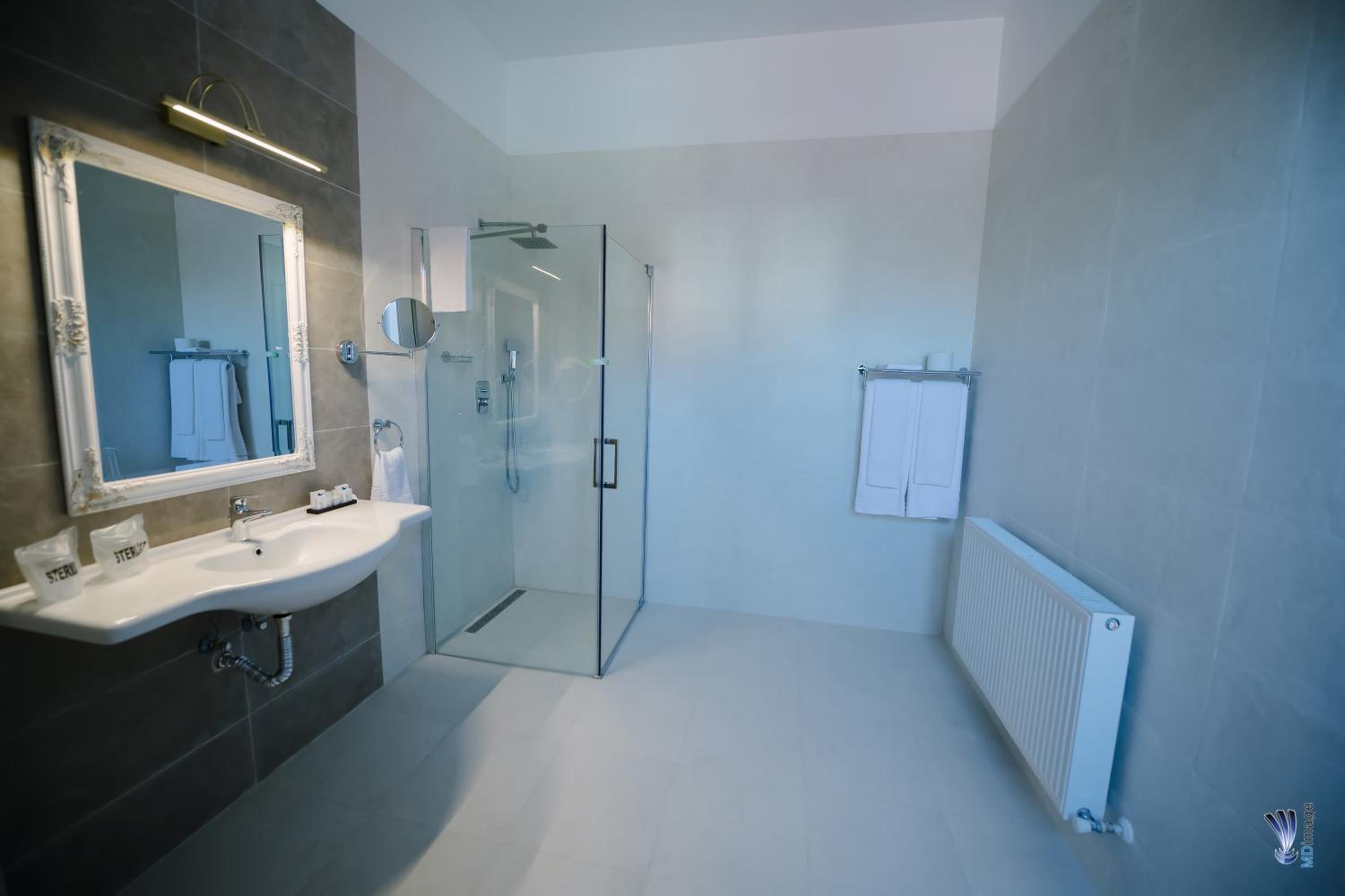 Superior Double Room - Photo 13