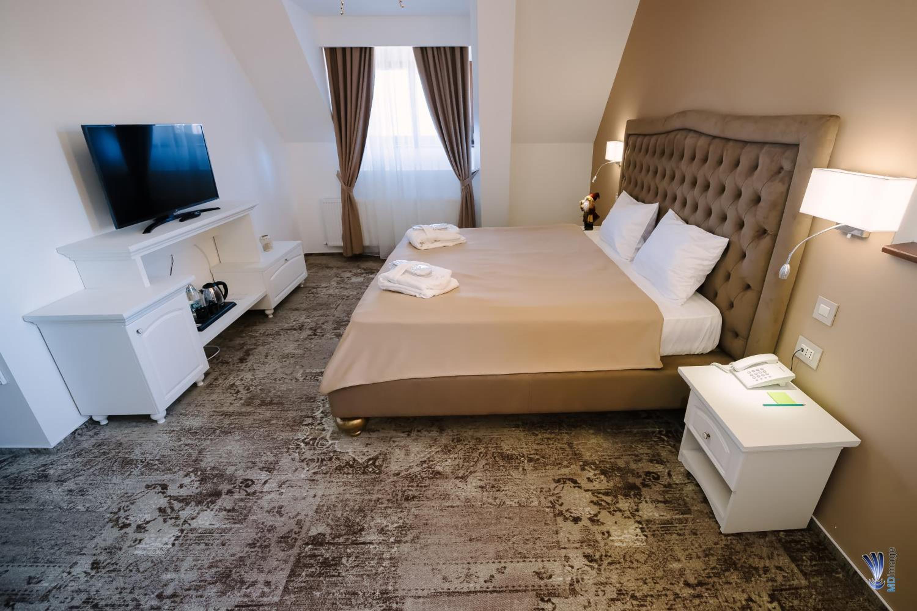 Standard Double Room - Photo 1