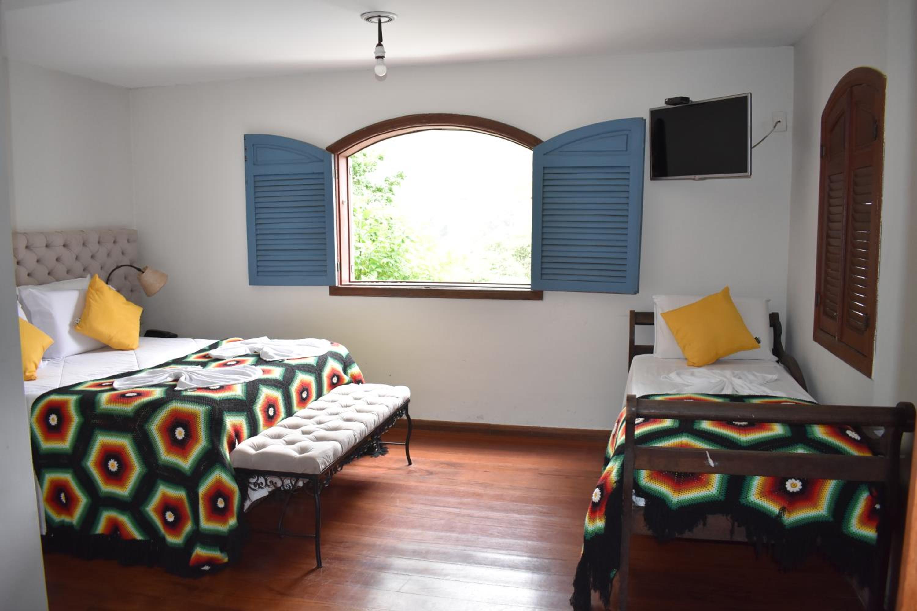 Standard Triple Room with Fan photo 1