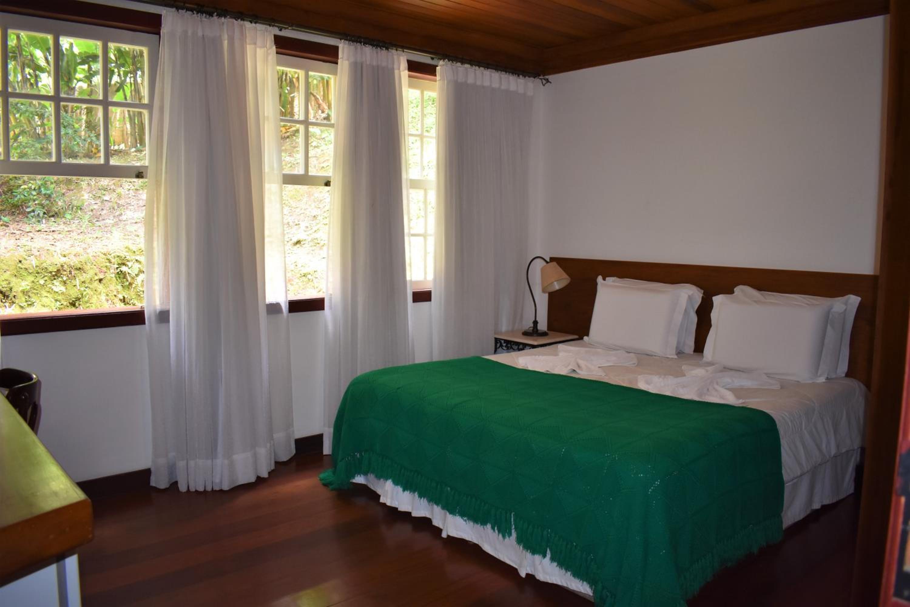 Deluxe Double Room with air conditioning photo 2