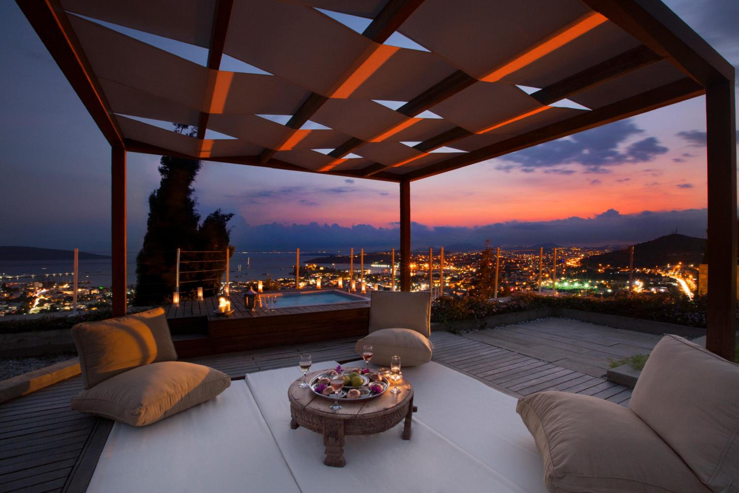 Presidential Suite thumbnail 6