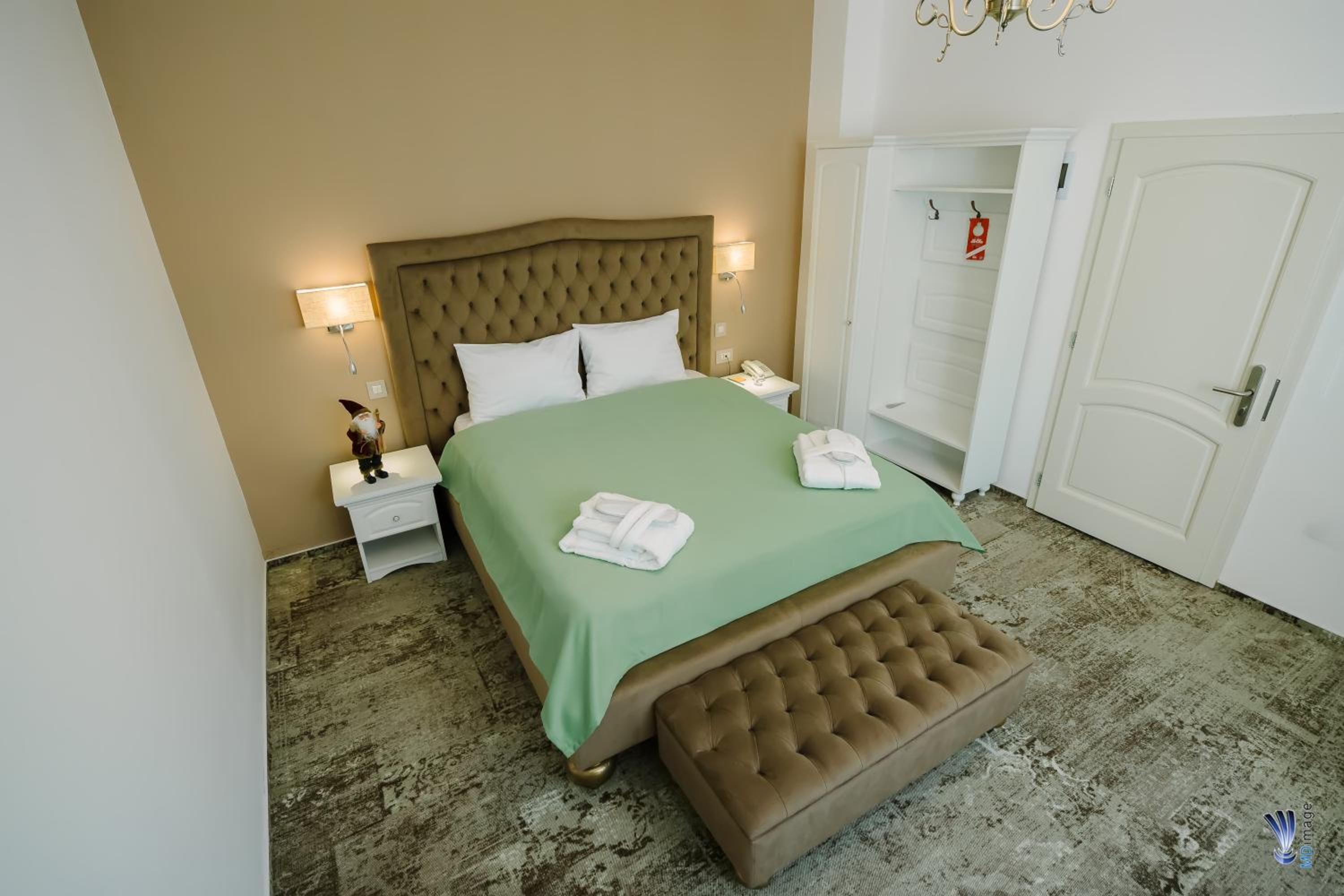 Superior Double Room - Photo 8