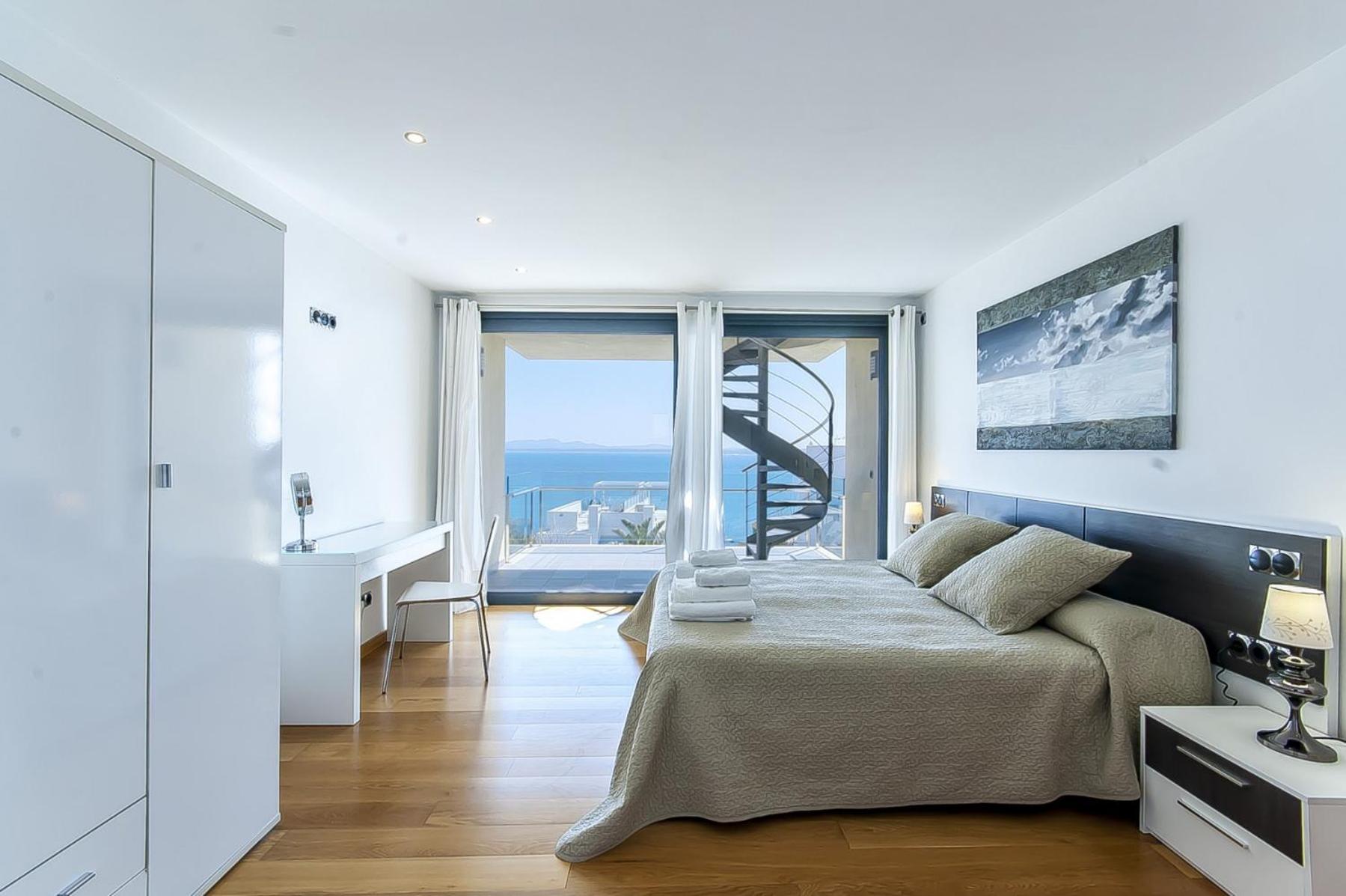 Villa with Sea View