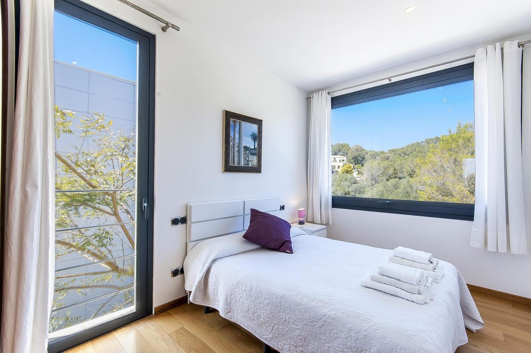 Villa with Sea View photo 3