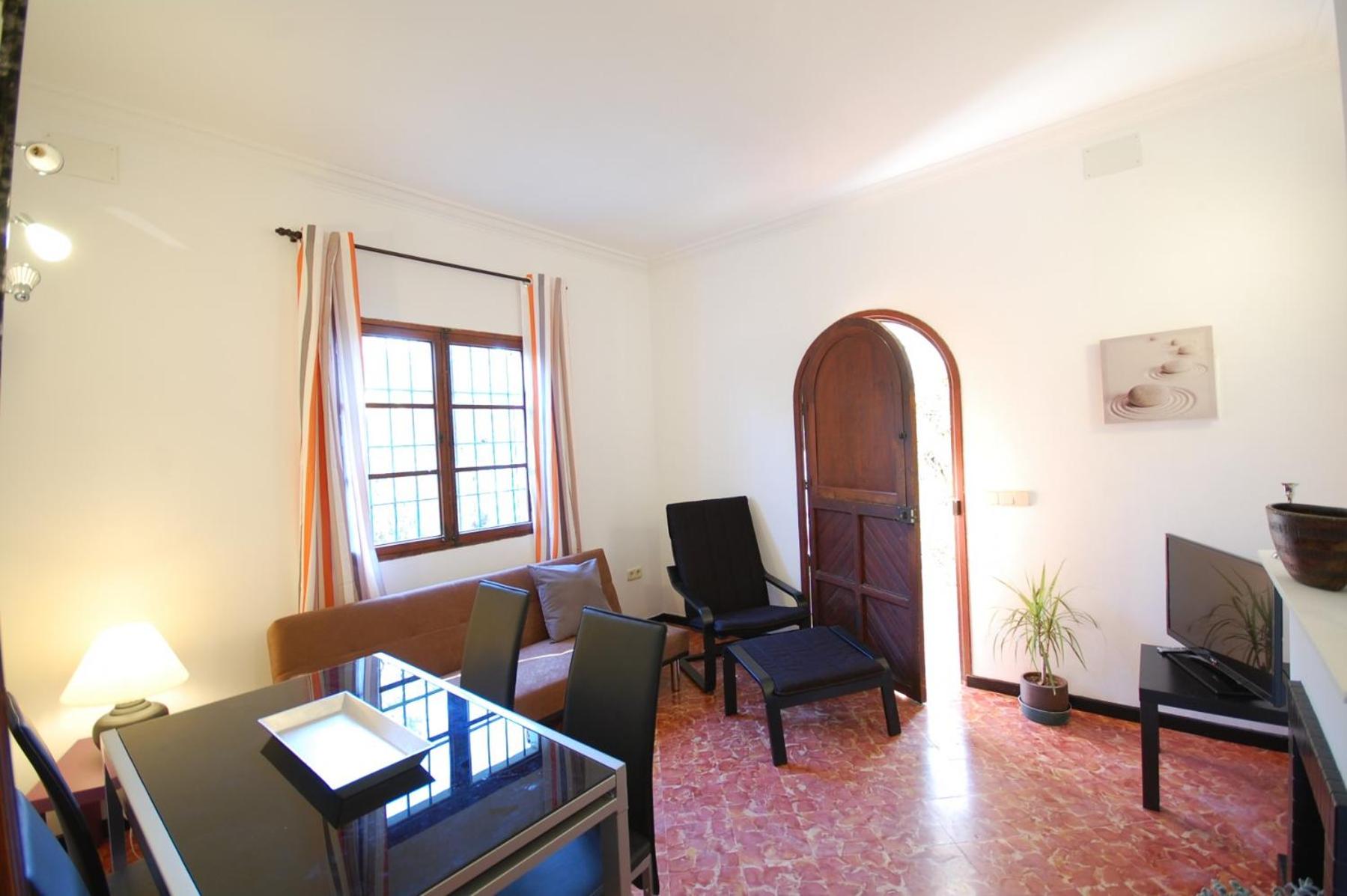 Villa de Tres Habitaciones