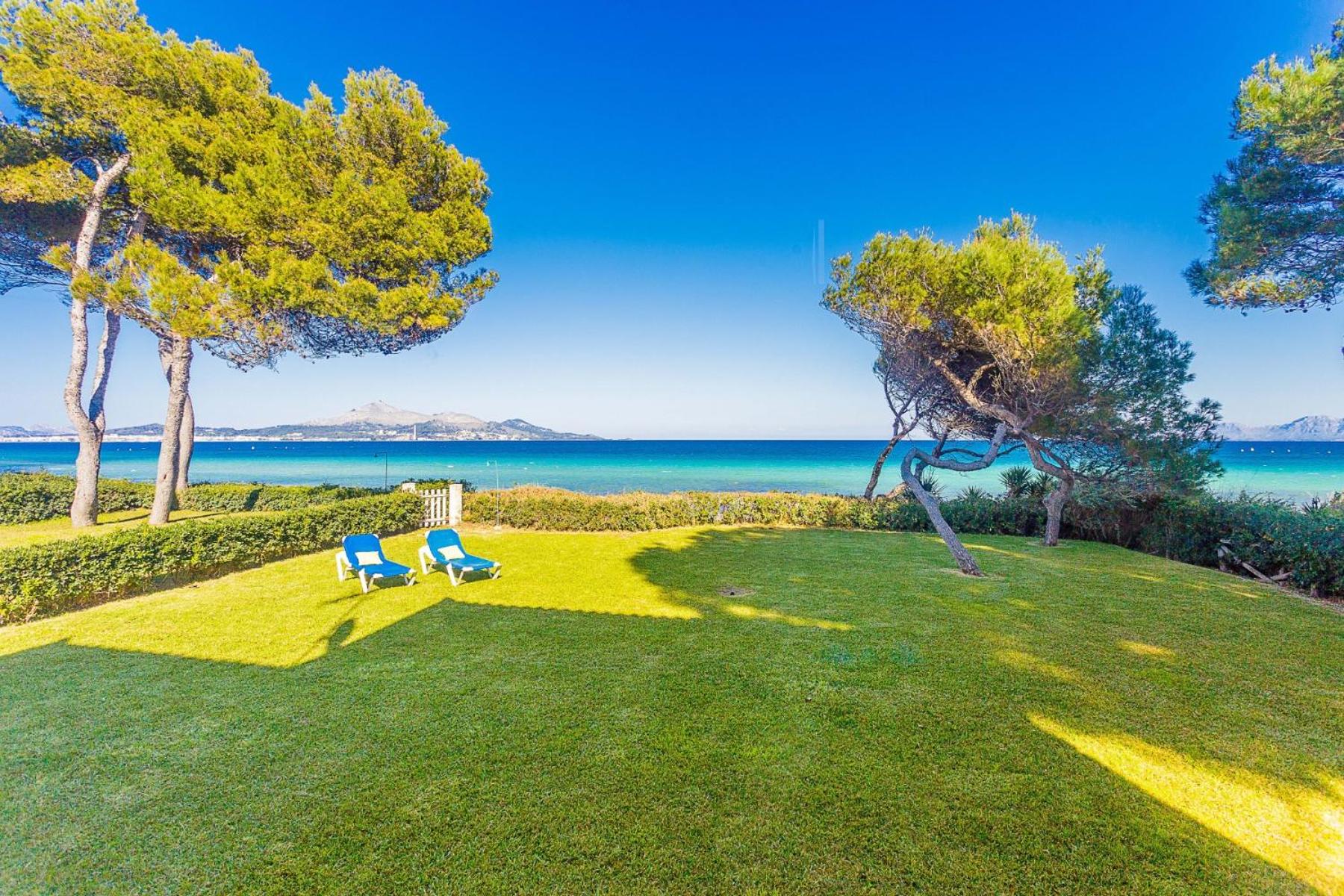 Villa - Beach Front photo 2