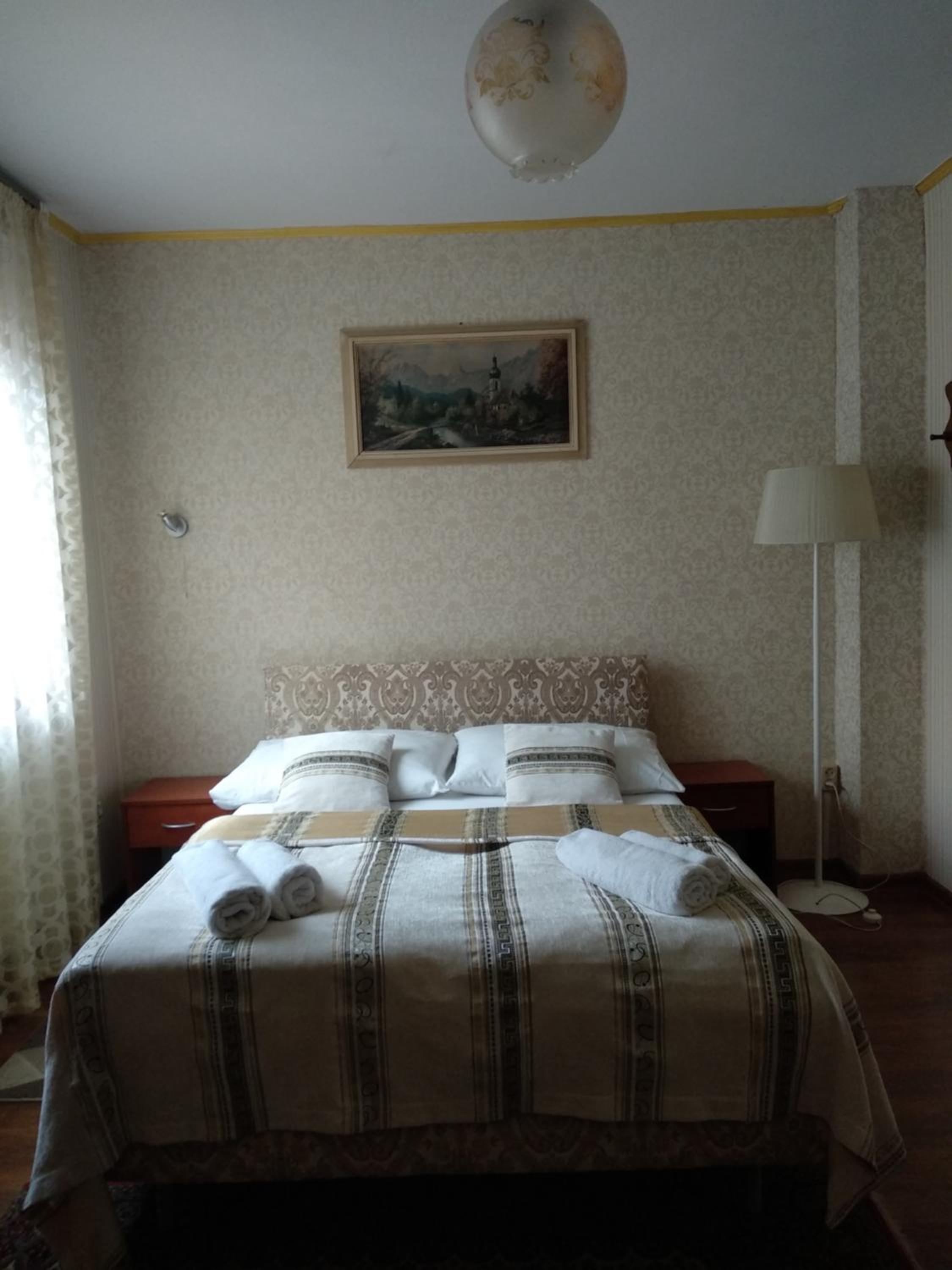 Double Room with Private Bathroom photo 1