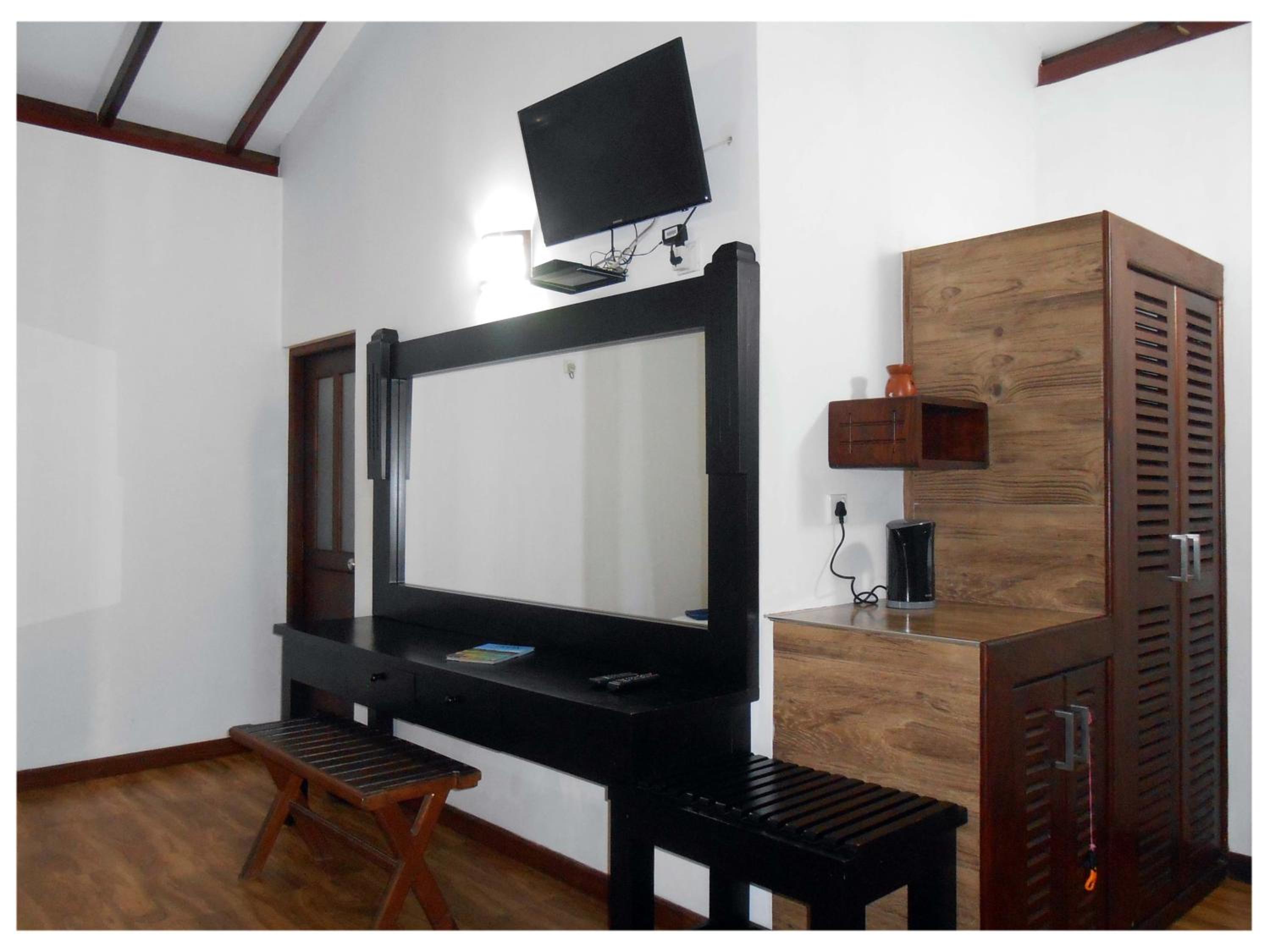 Triple Room with Garden View photo 3