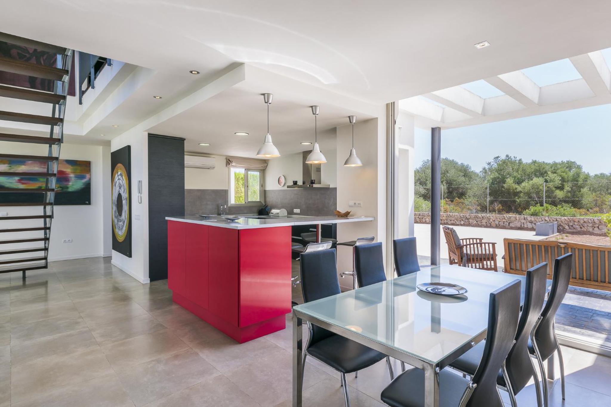 Villa photo 2
