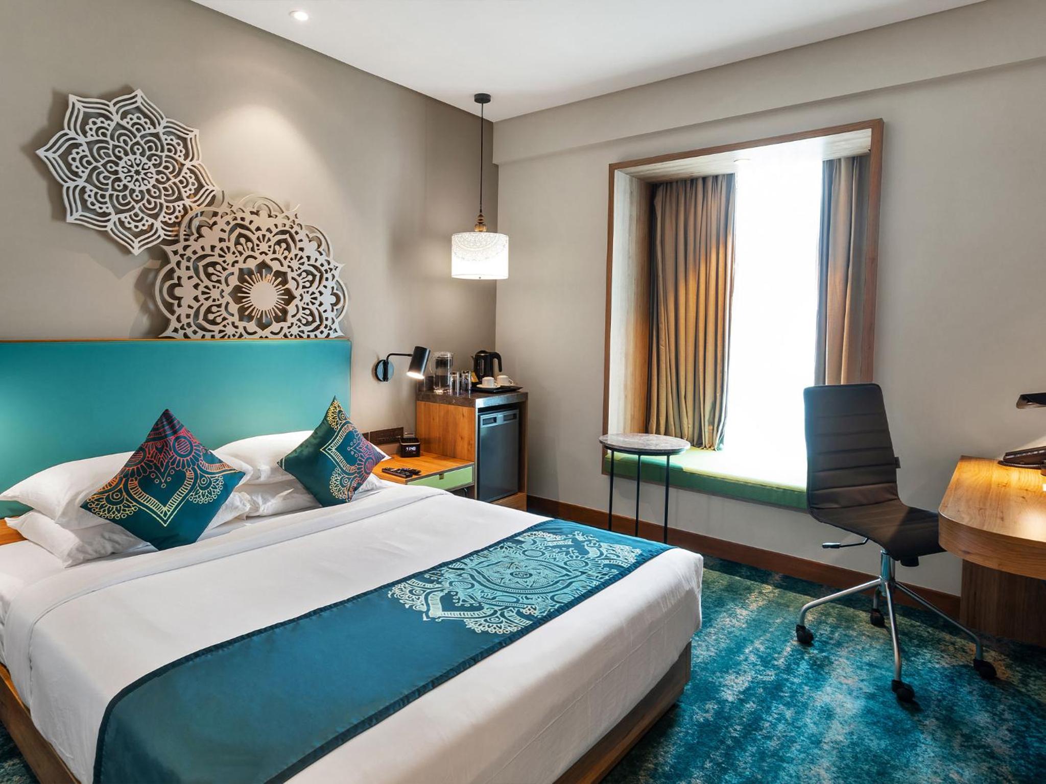 Superior Queen Room - - 15% Discount on Food & Beverages and Laundry, INR 500 SPA credit per room per stay - Photo 1