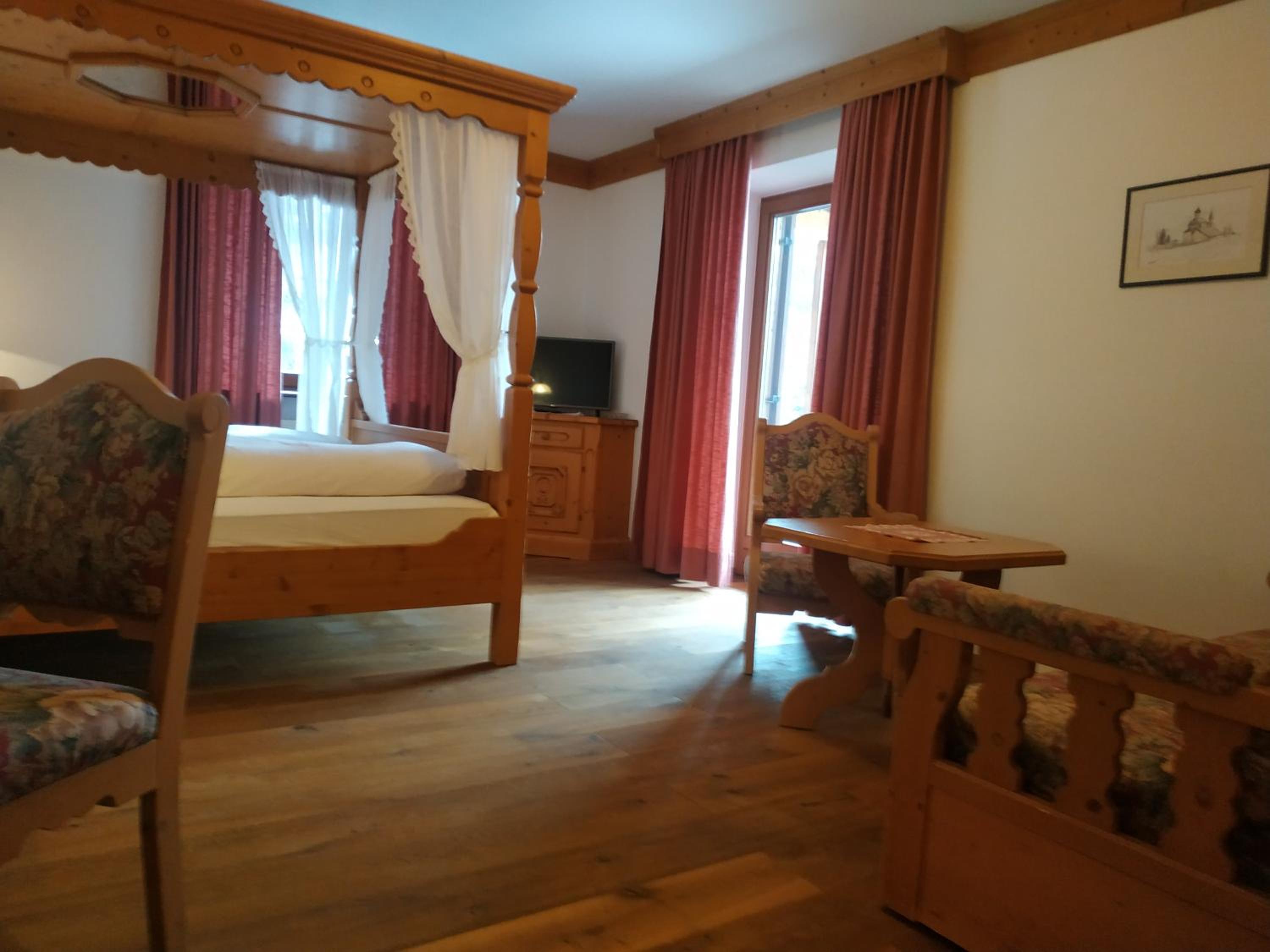 Superior Double Room with Balcony photo 3