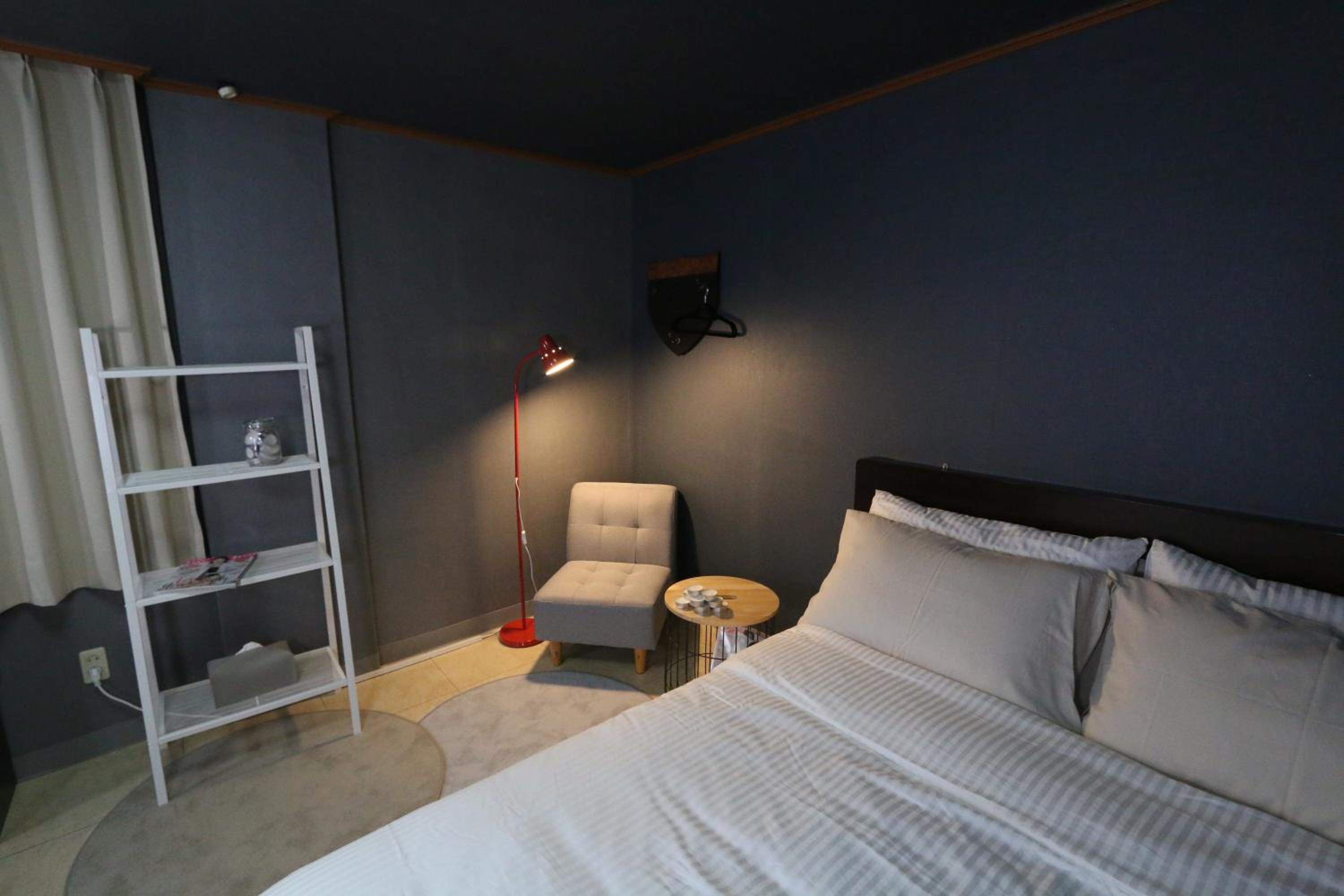 Standard Double Room - Photo 7