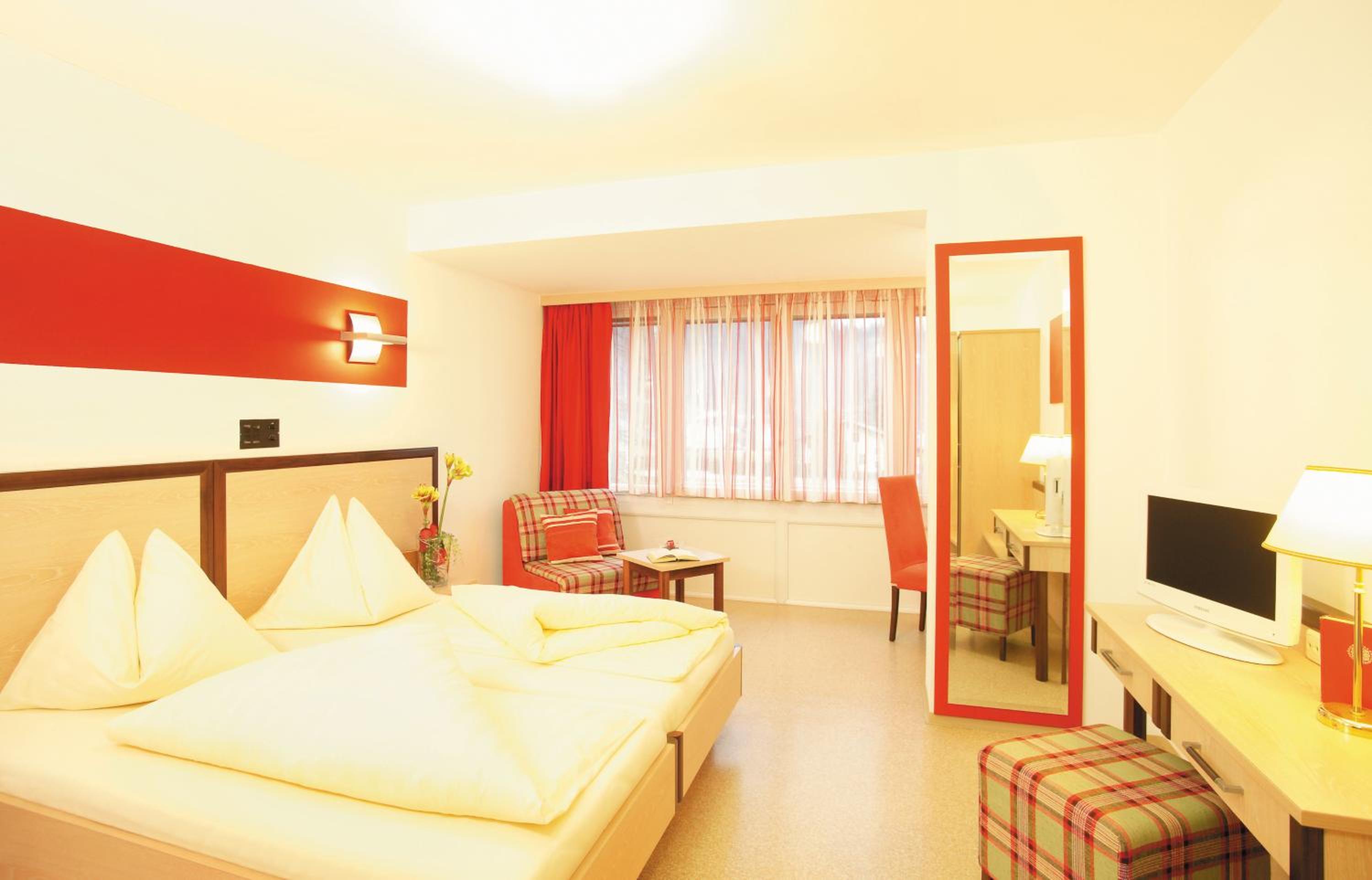 Double or Twin Room photo 1