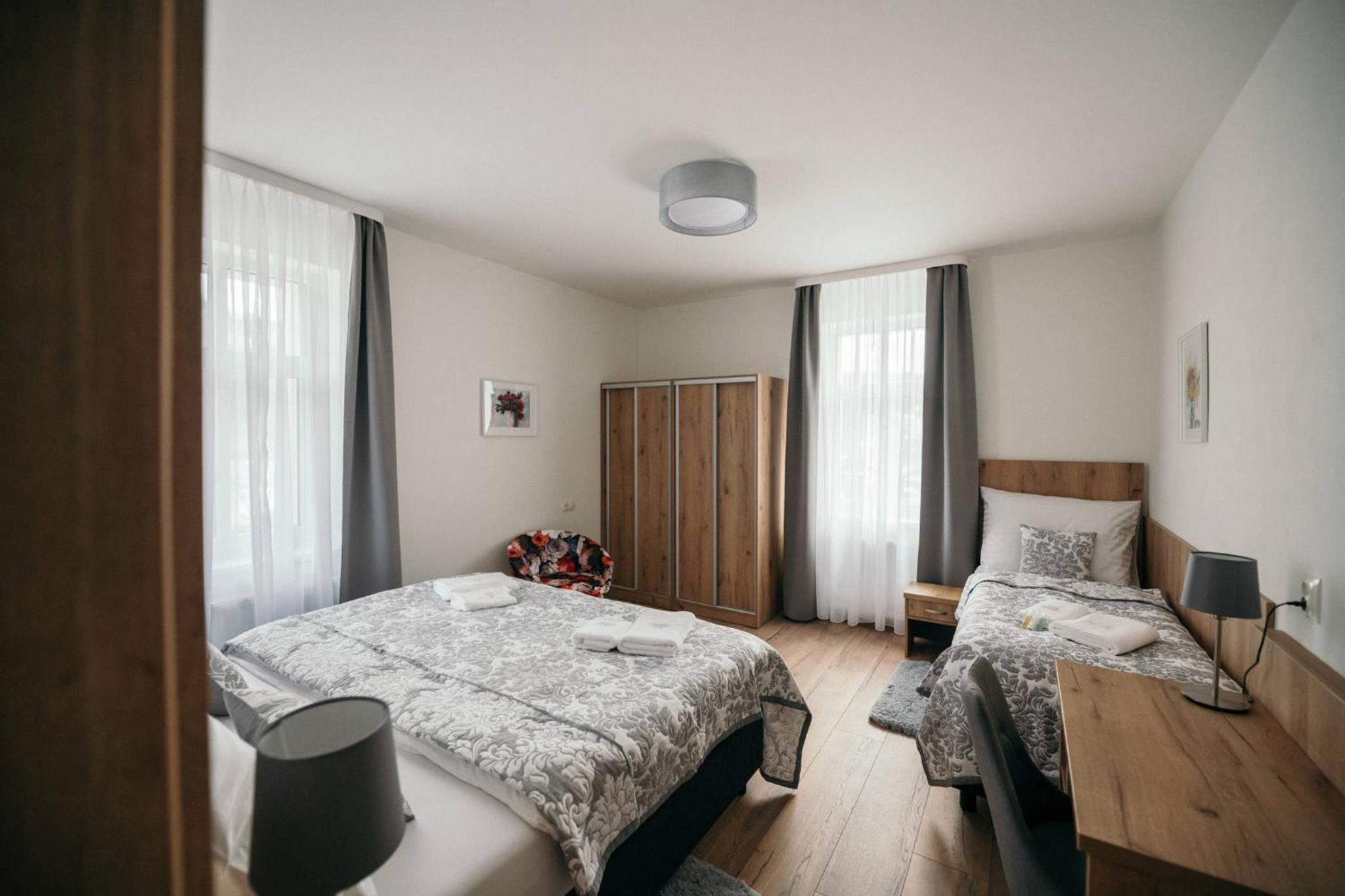 One-Bedroom Apartment