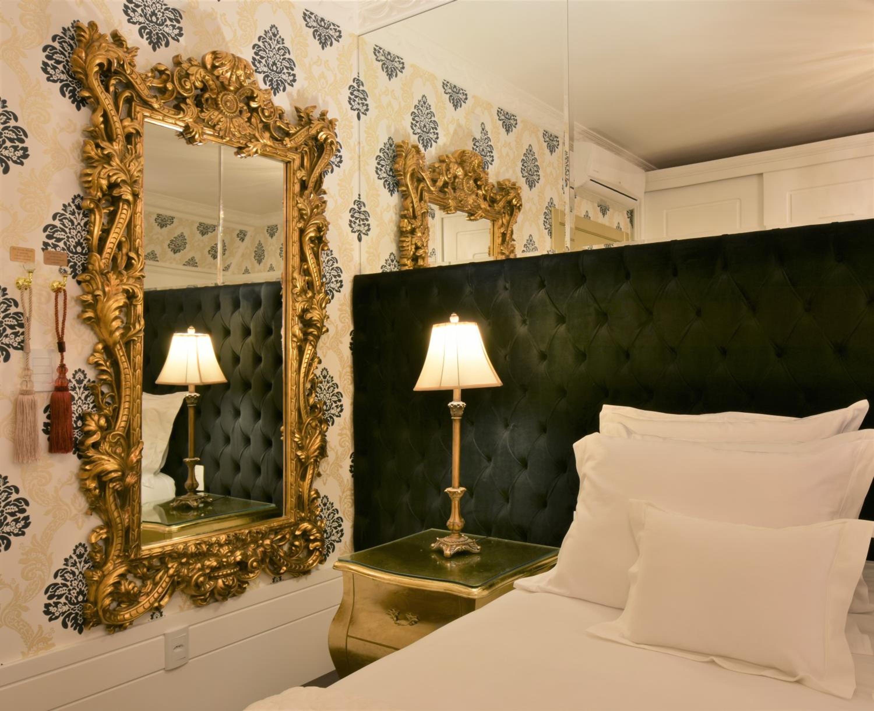 Suite, Jetted Tub (Master Imperial)