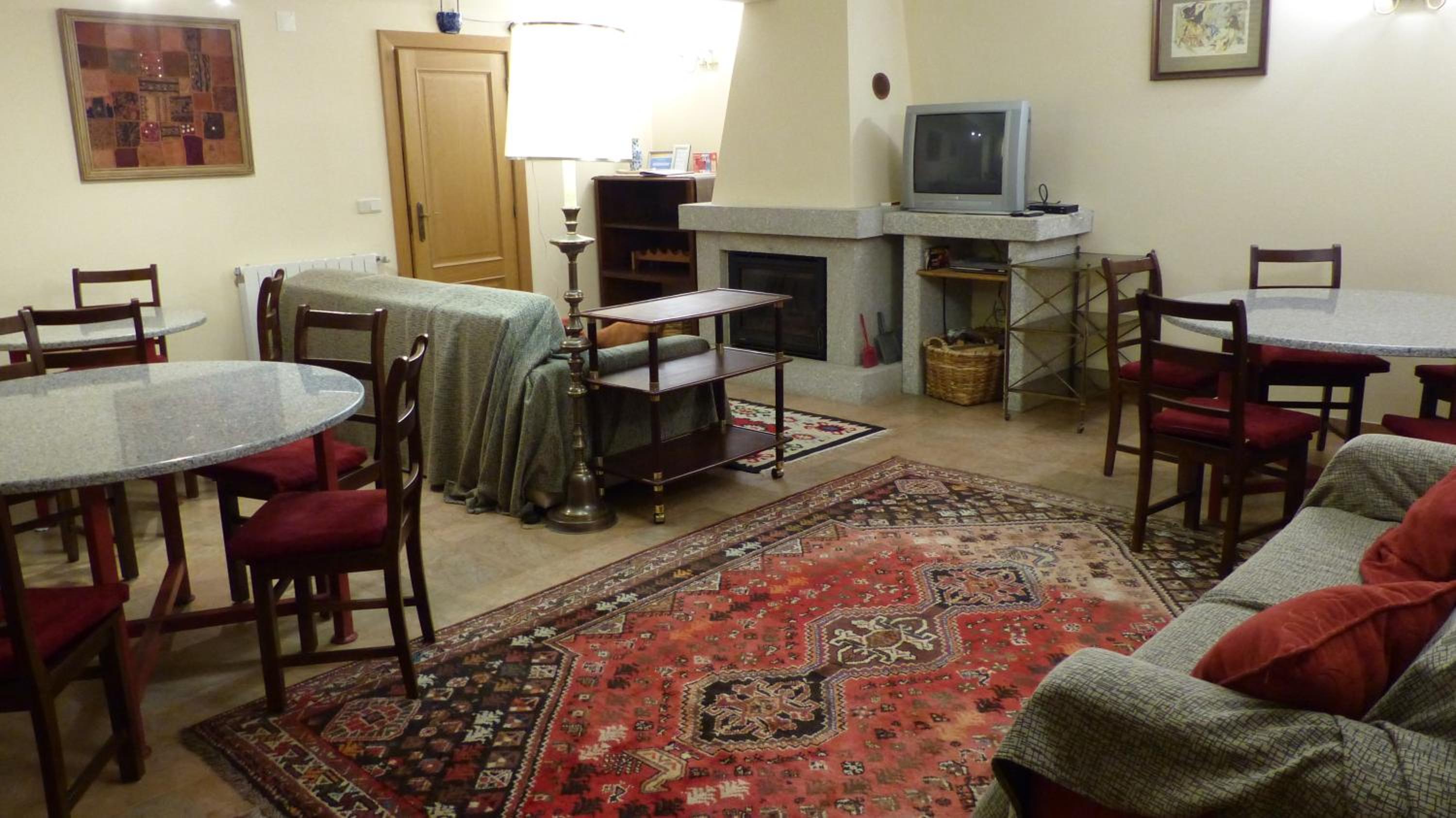 Apartment photo 1