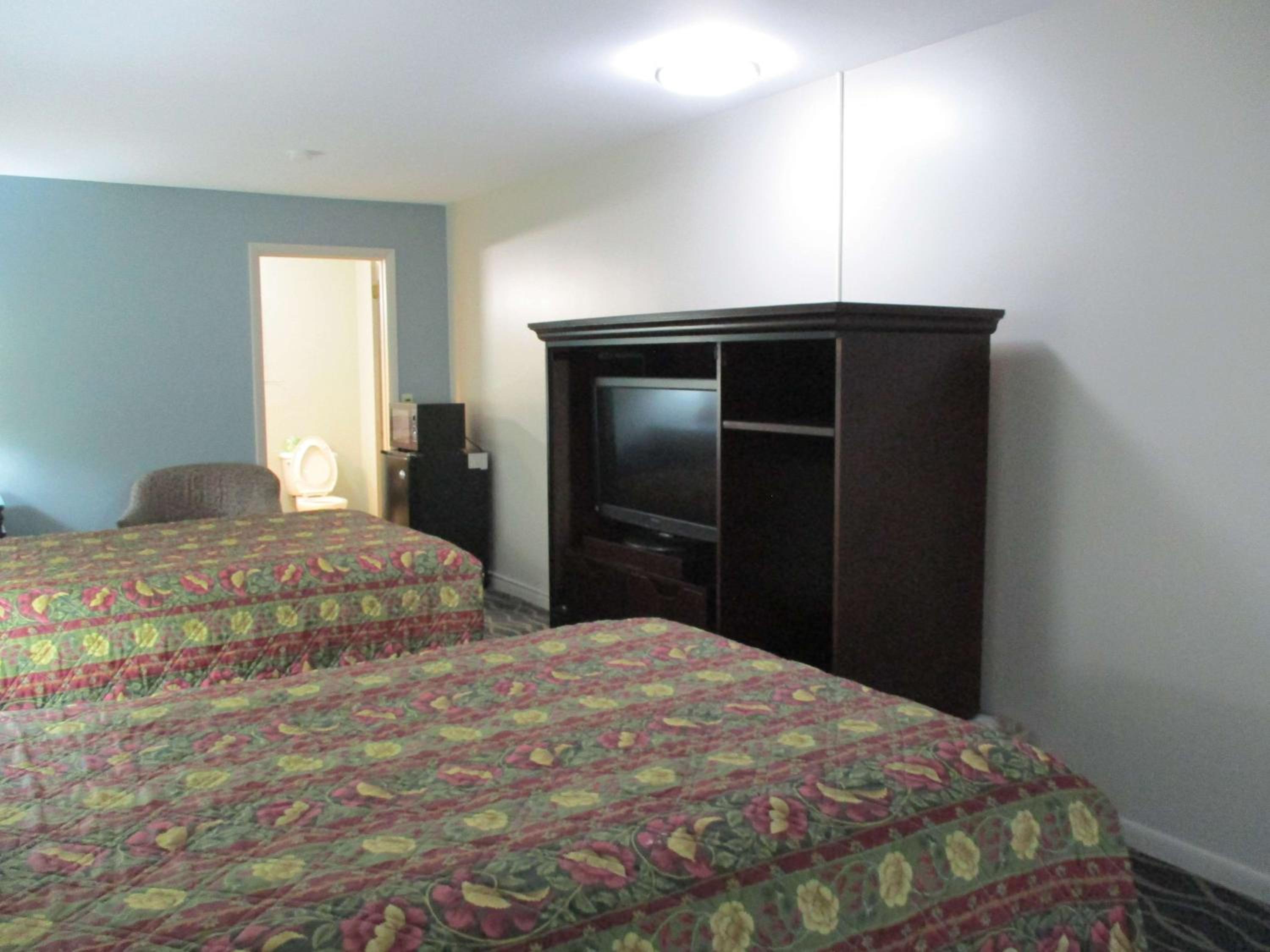 Deluxe Quadruple Room - Non-Smoking photo 2