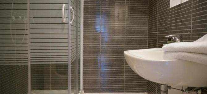 One-Bedroom Apartment - Photo 6
