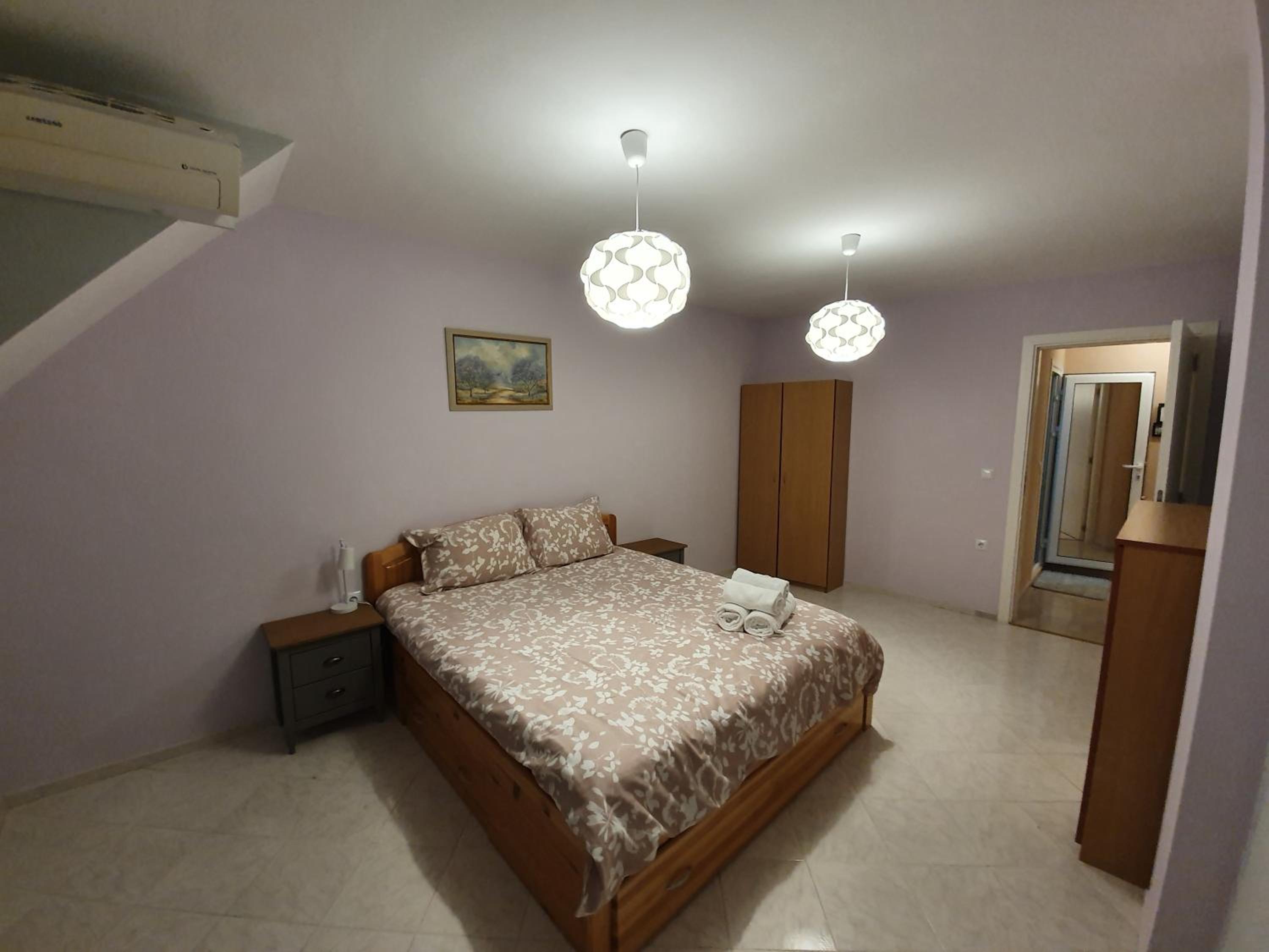 Two-Bedroom Apartment - Photo 3