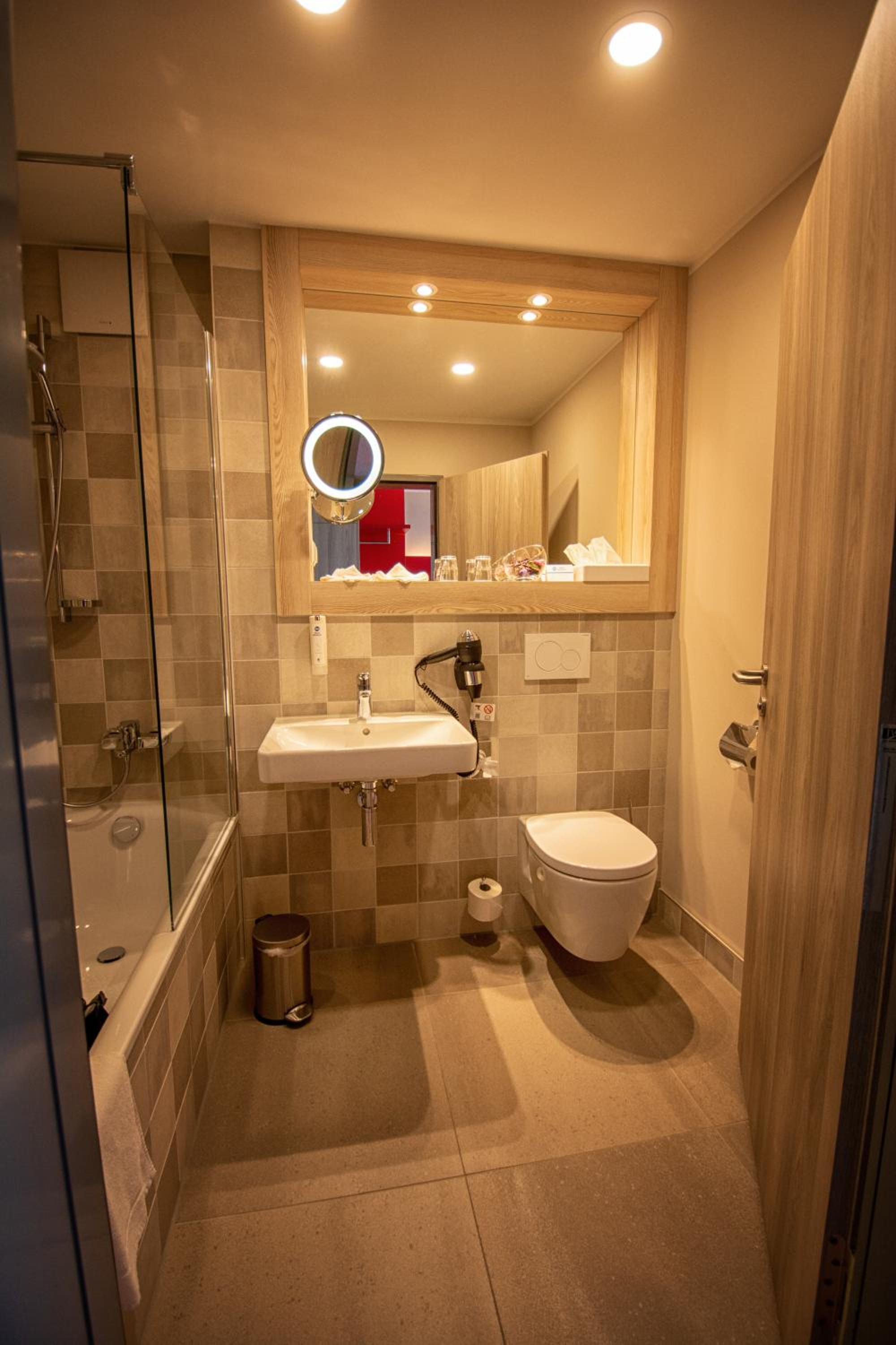 Standard Double Room - Photo 4