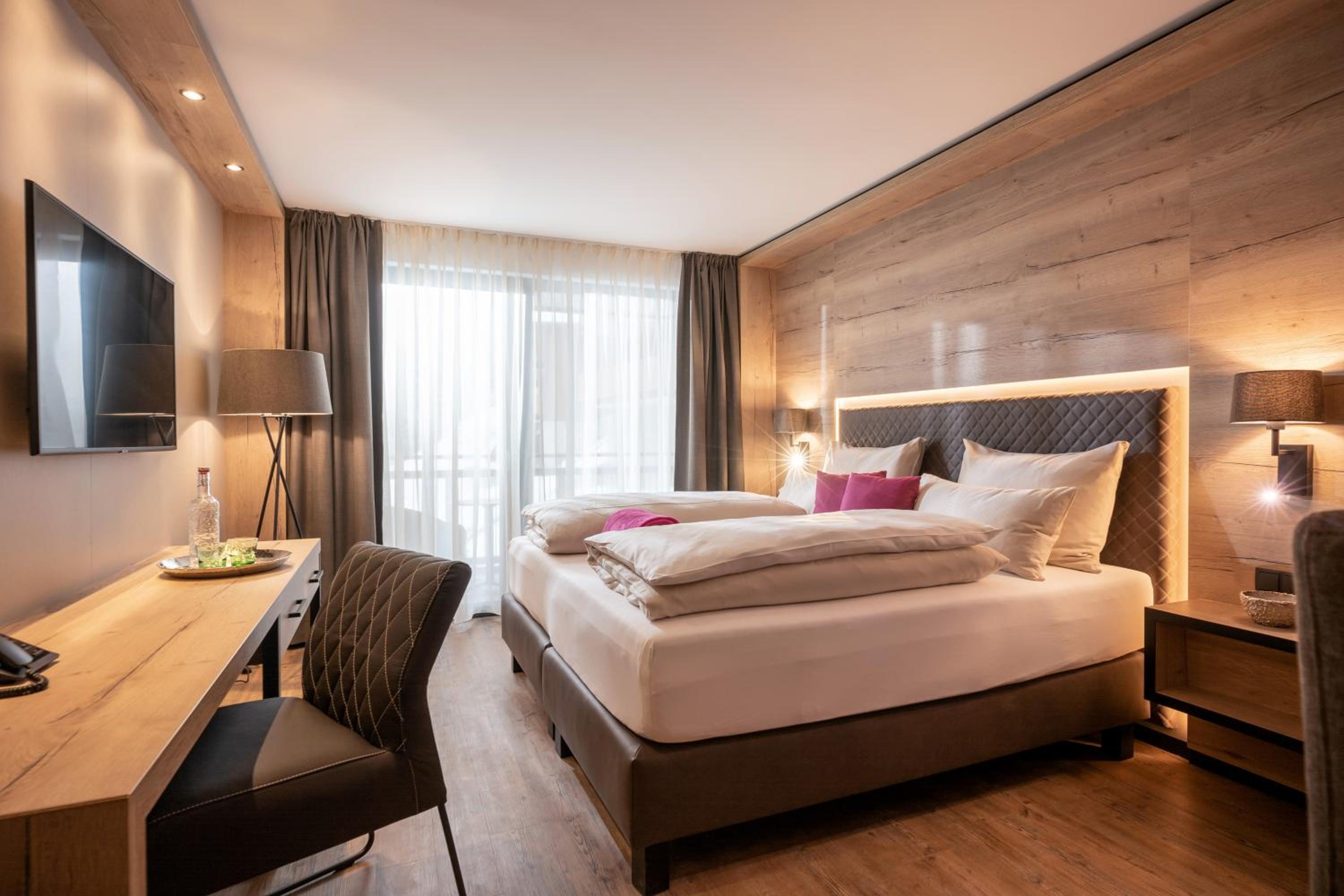 Superior Double Room- STYLISH - Photo 5