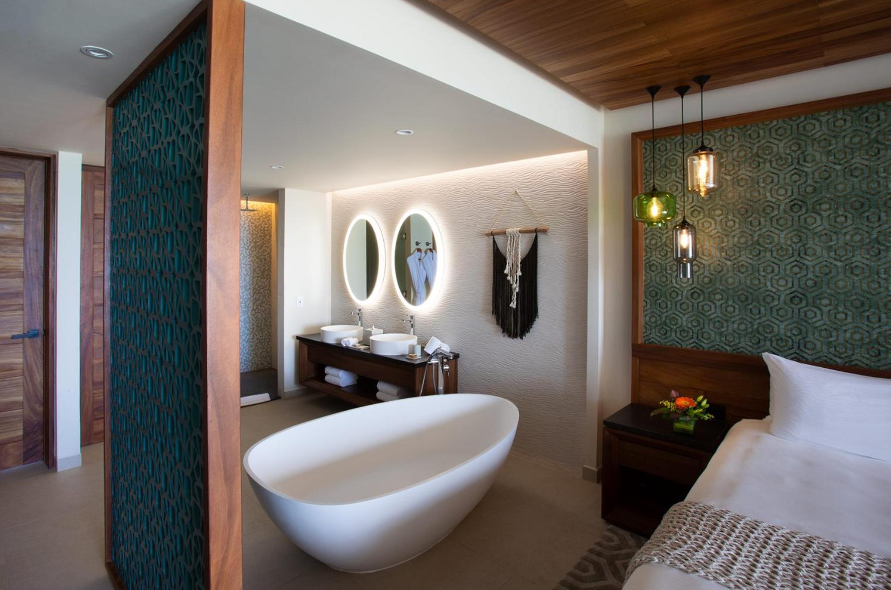 Master Suite (Non Smoking)