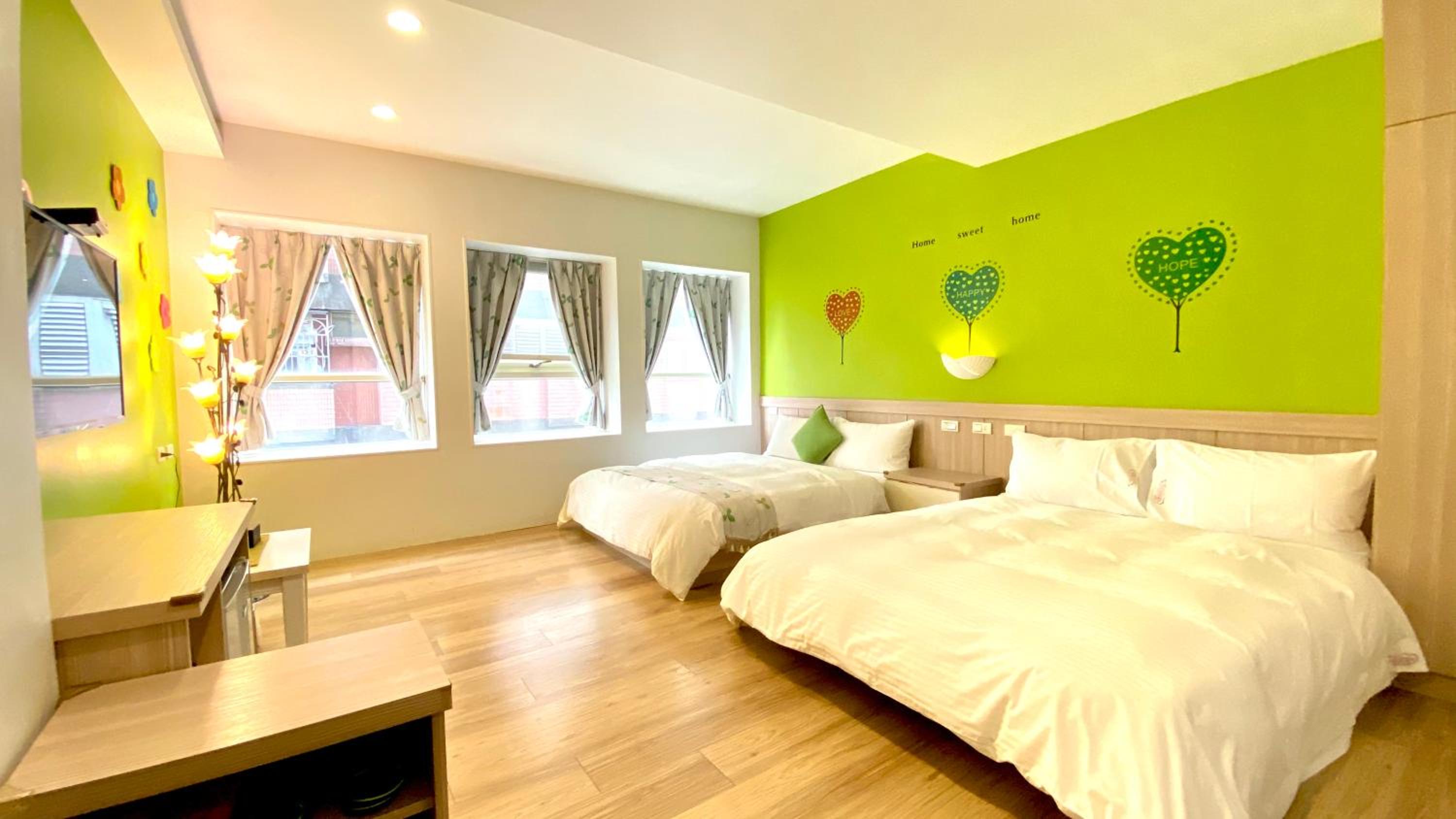 Double Room - Photo 22