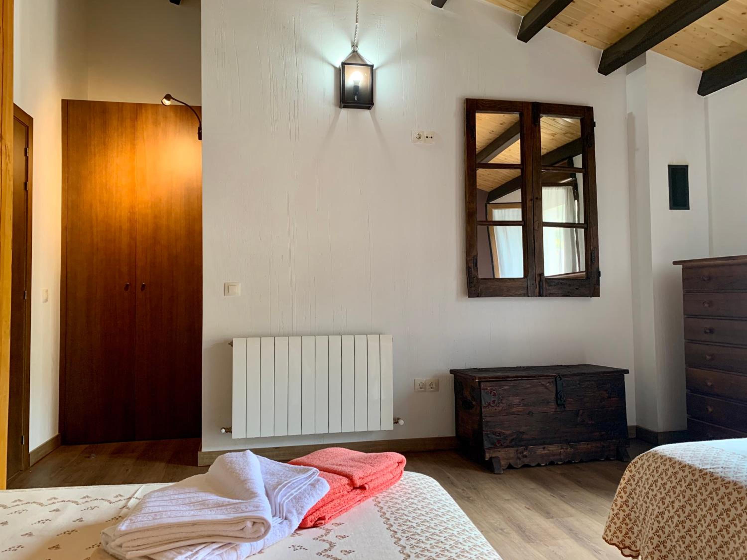 Four-Bedroom House - Photo 6