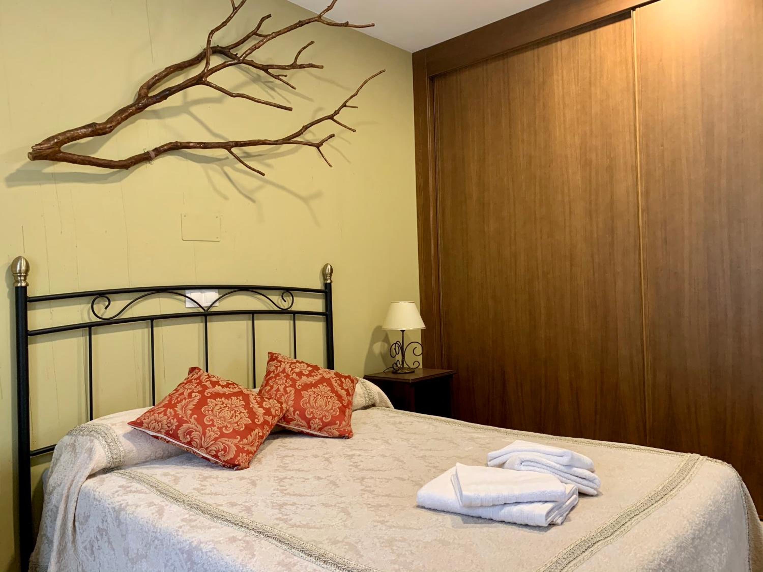 Four-Bedroom House - Photo 8