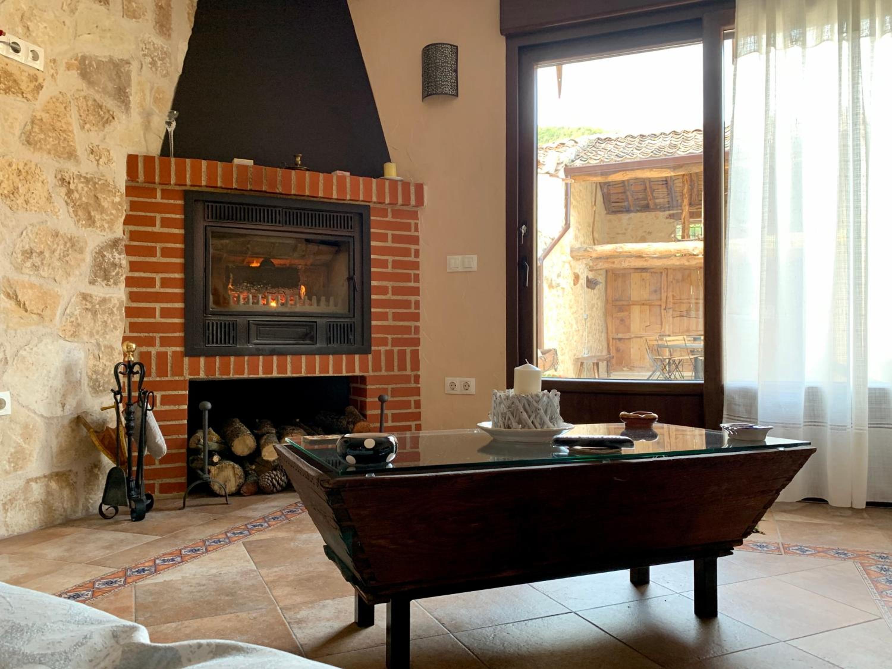 Four-Bedroom House - Photo 24