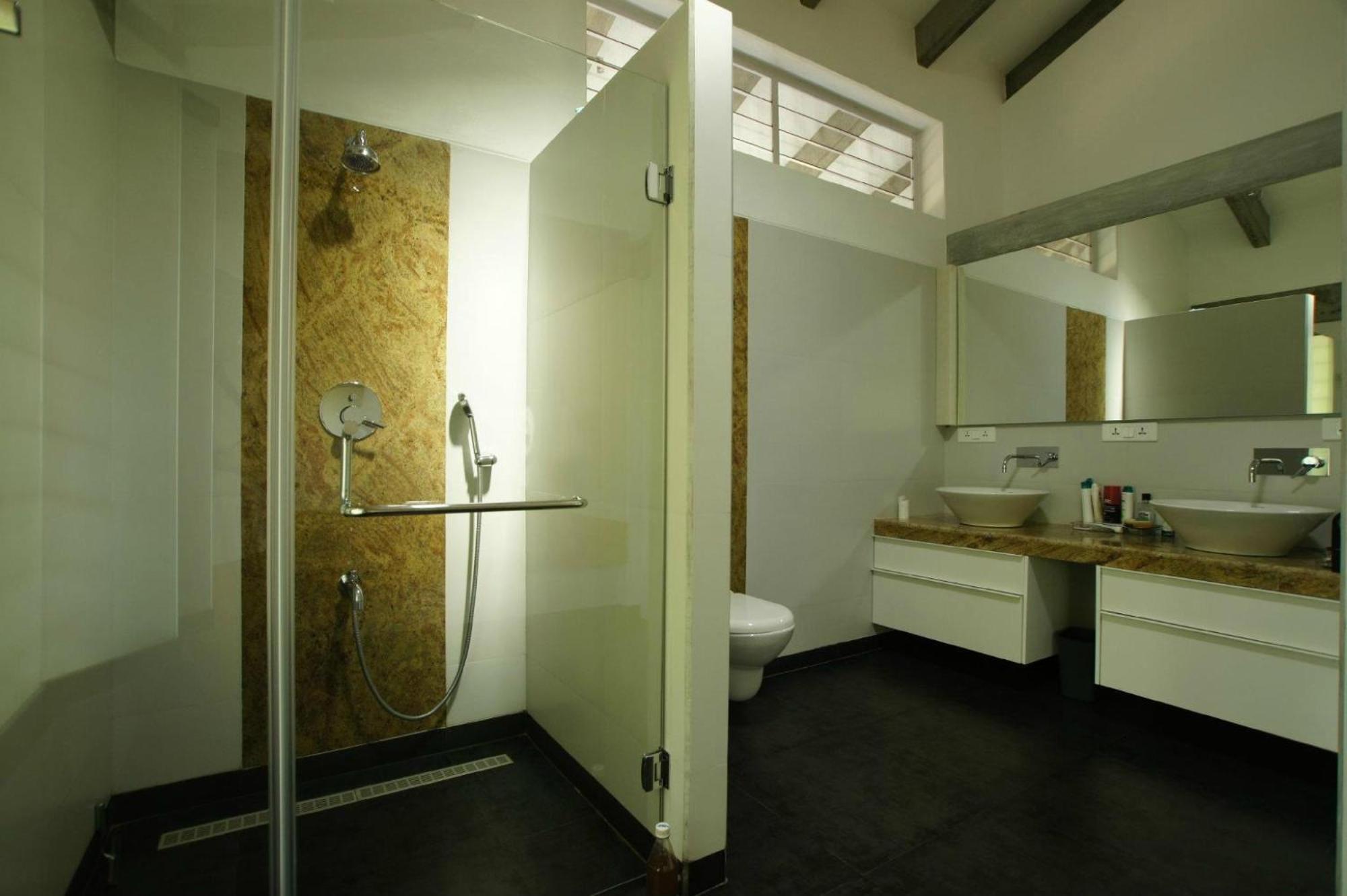 Superior Room - Photo 7