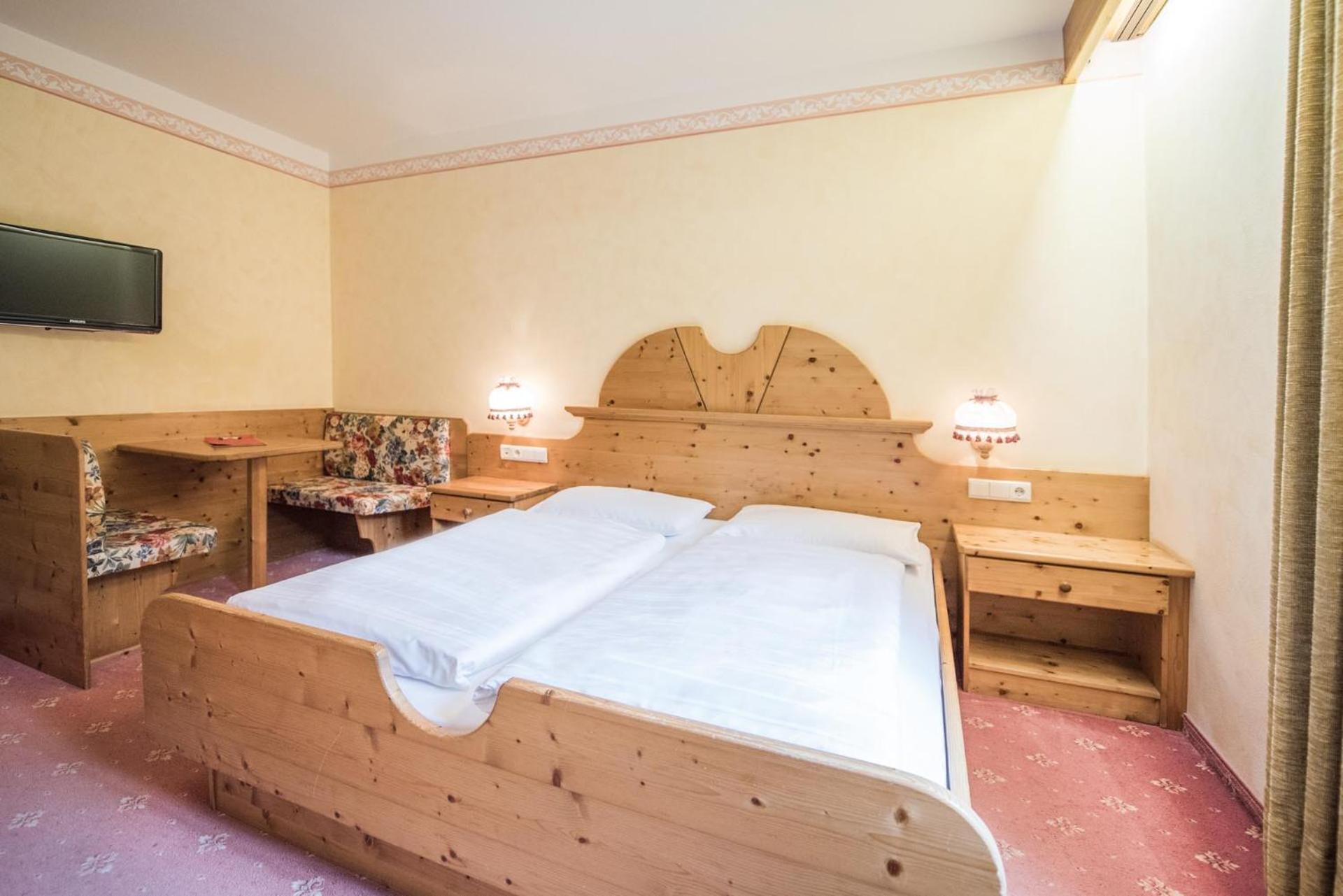 Small Double Room photo 1