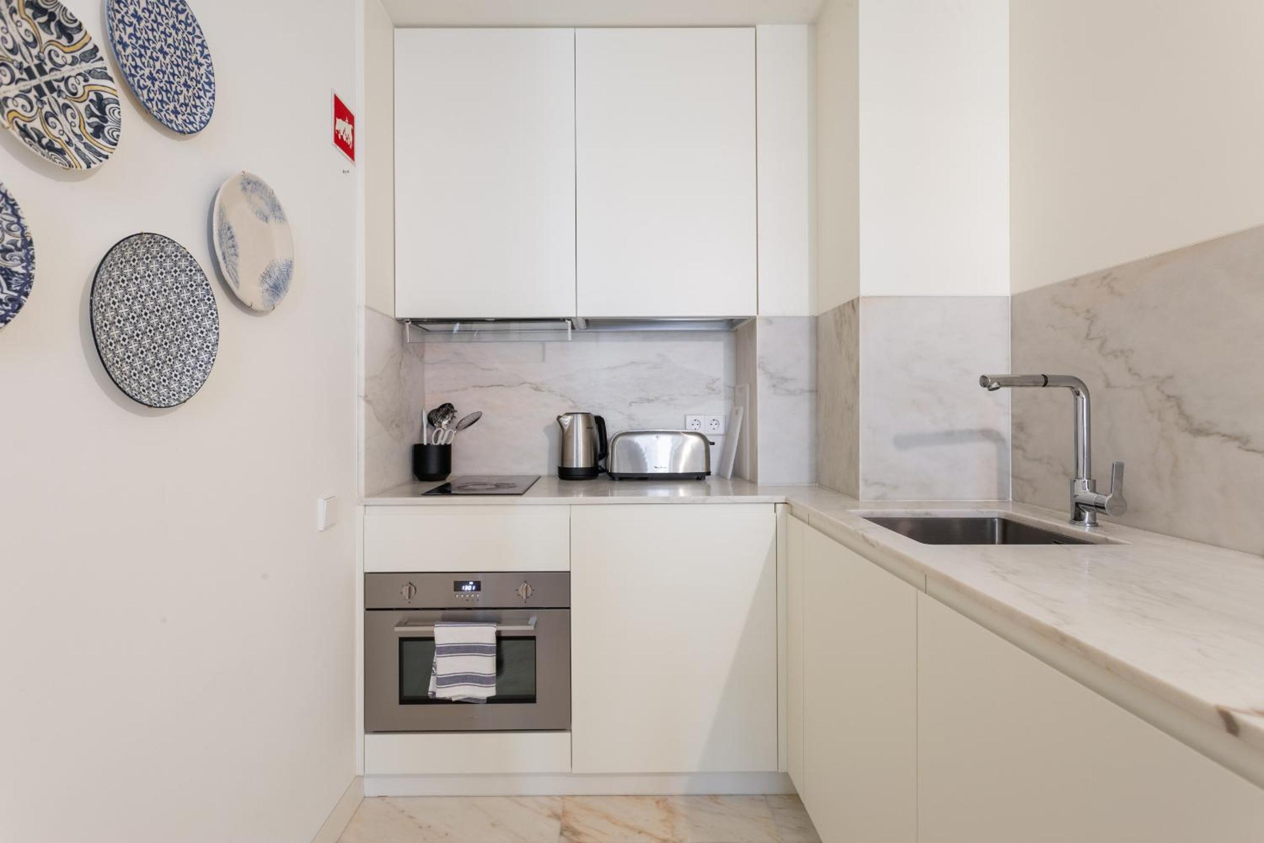 Apartment - Photo 2