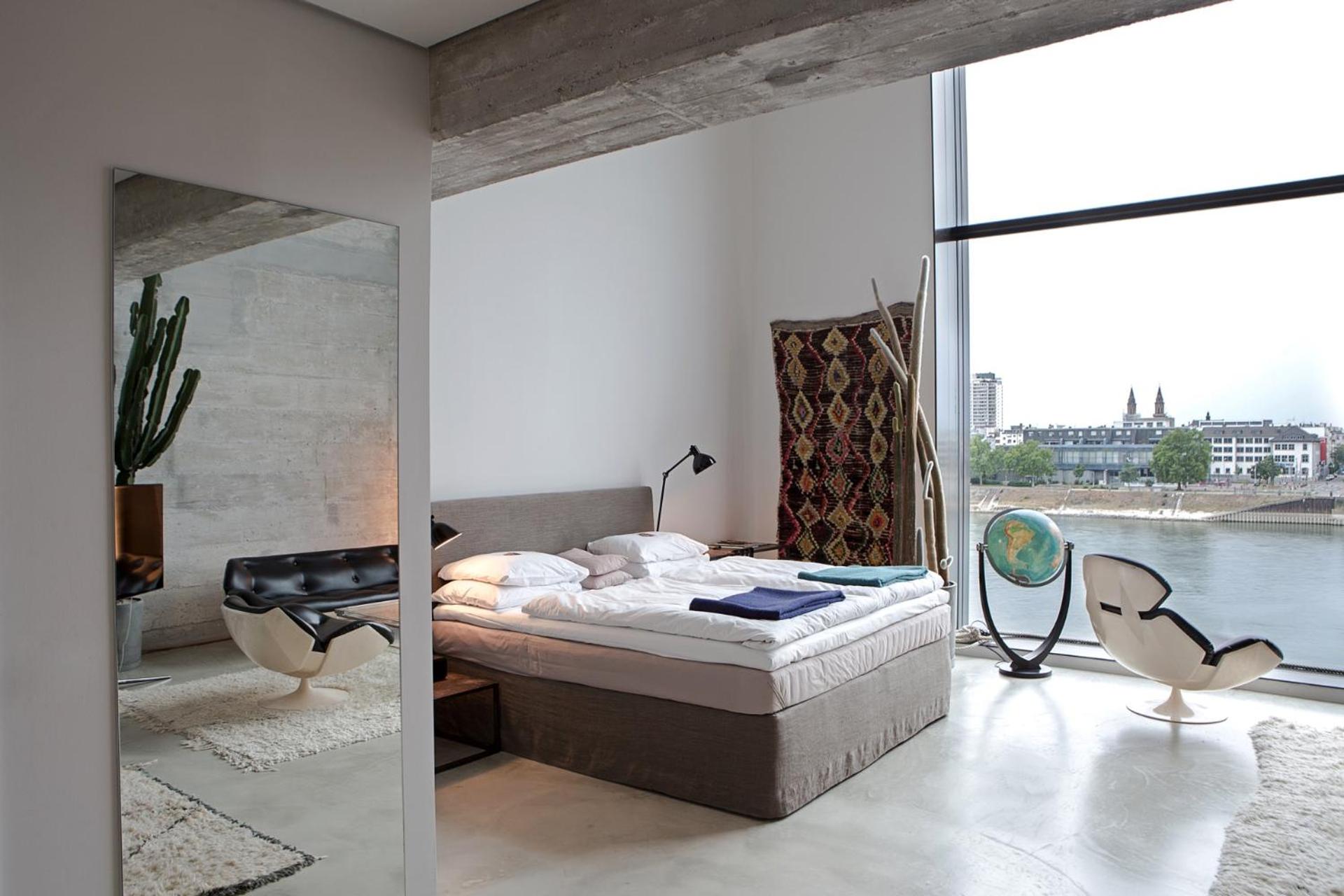 Suite with River View - Photo 5